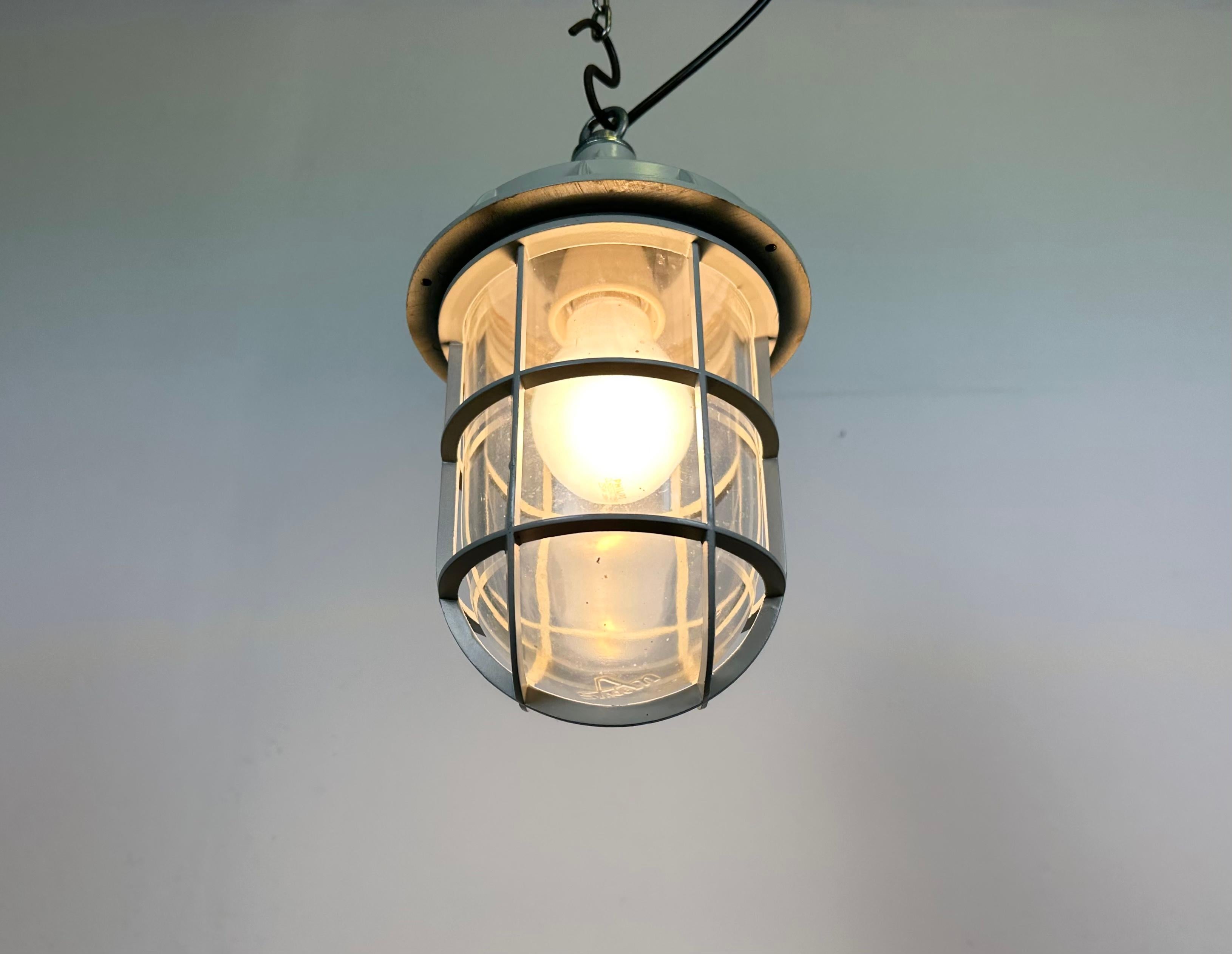 Luce industriale grigia in alluminio fuso di Yamada Co. Ltd in vendita 4