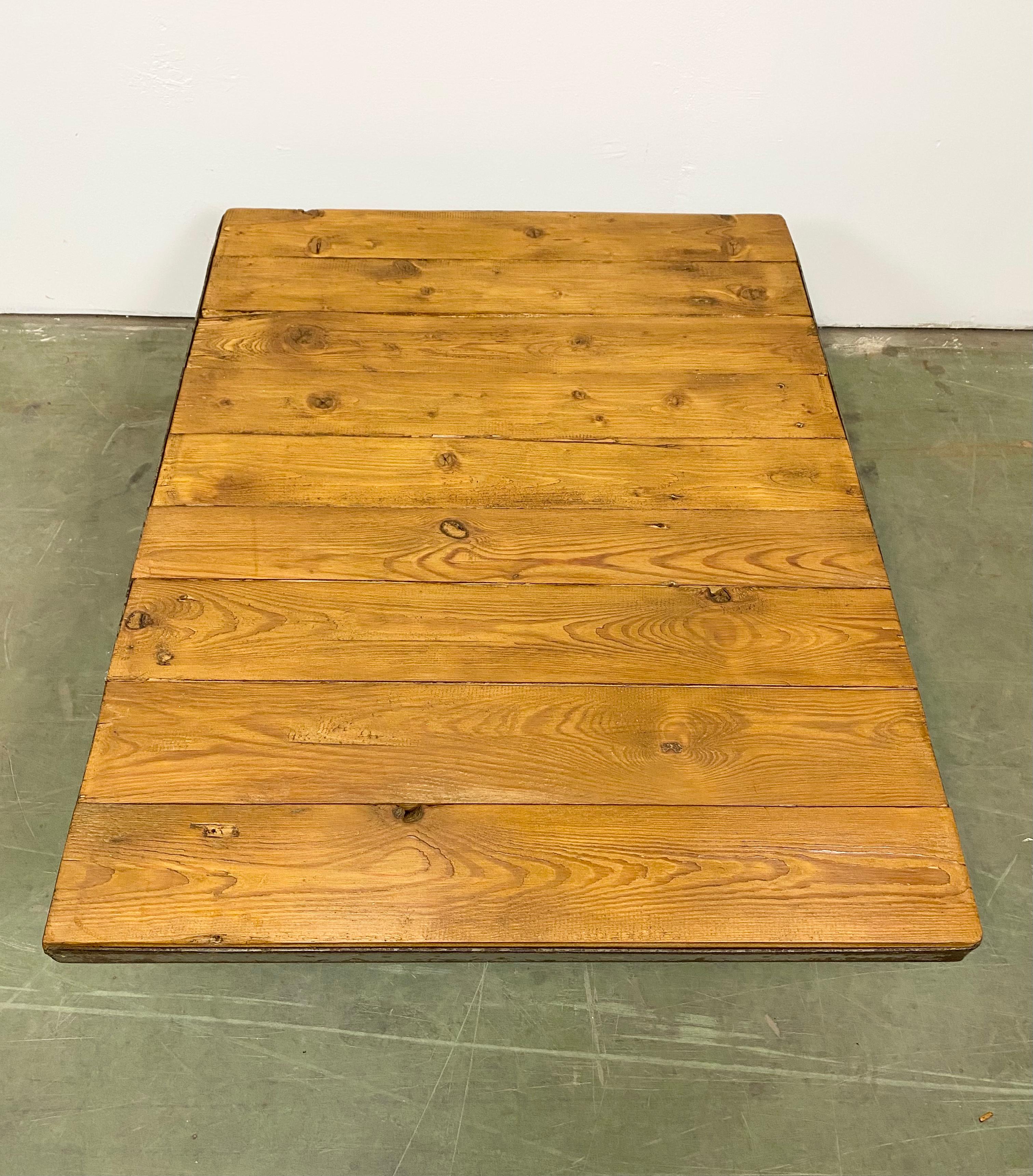 Grey Industrial Coffee Table, 1960s 4