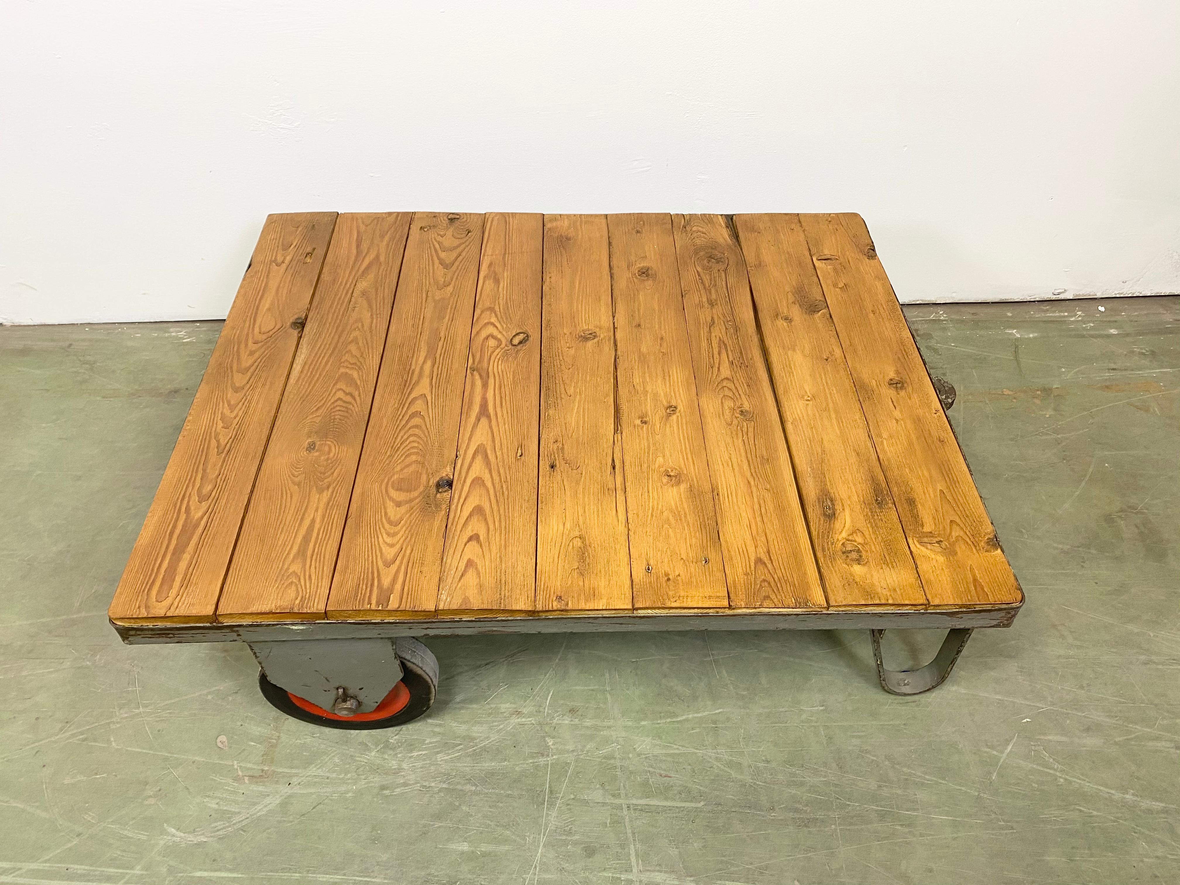 20th Century Grey Industrial Coffee Table, 1960s