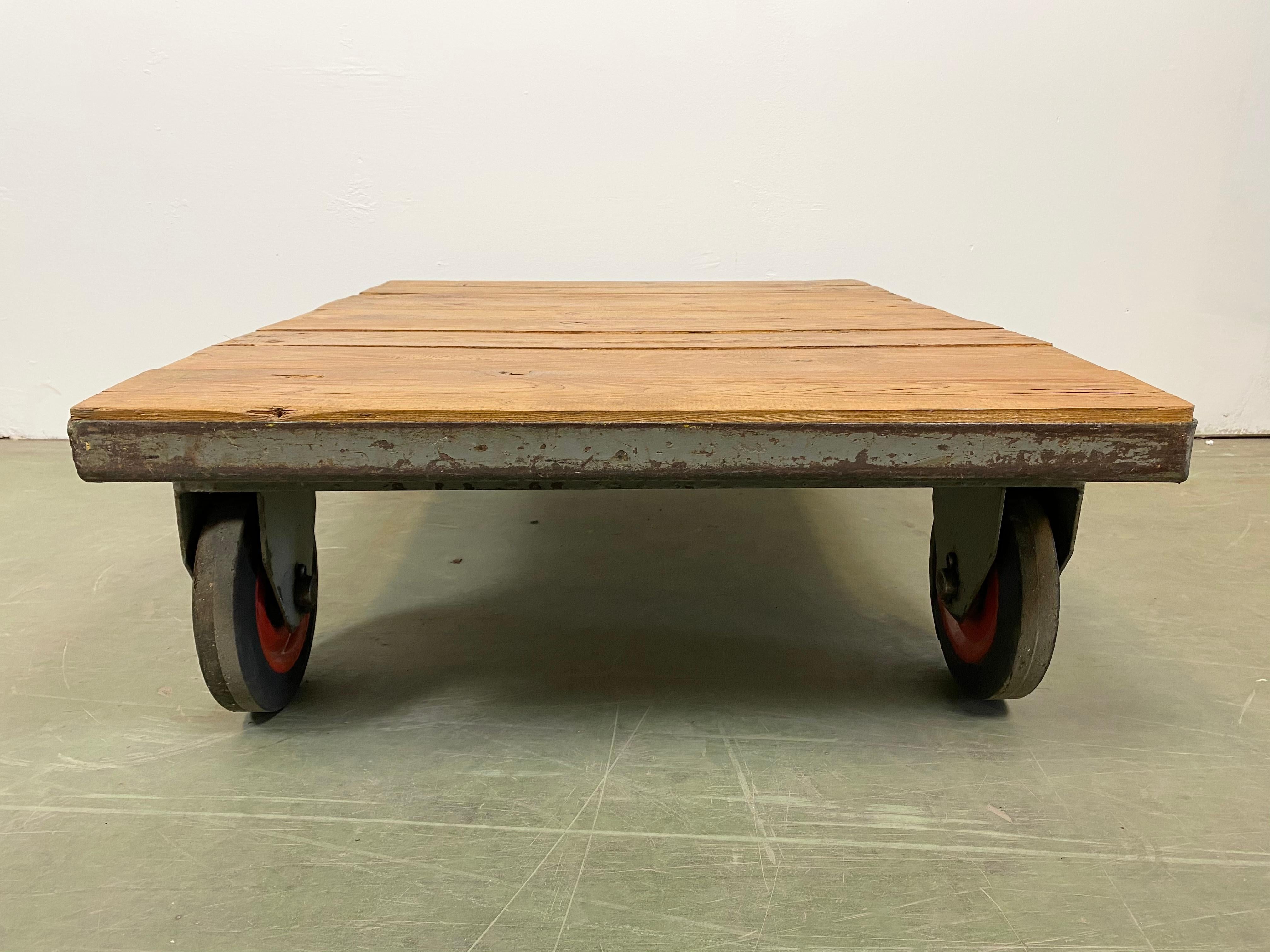 Grey Industrial Coffee Table, 1960s 3