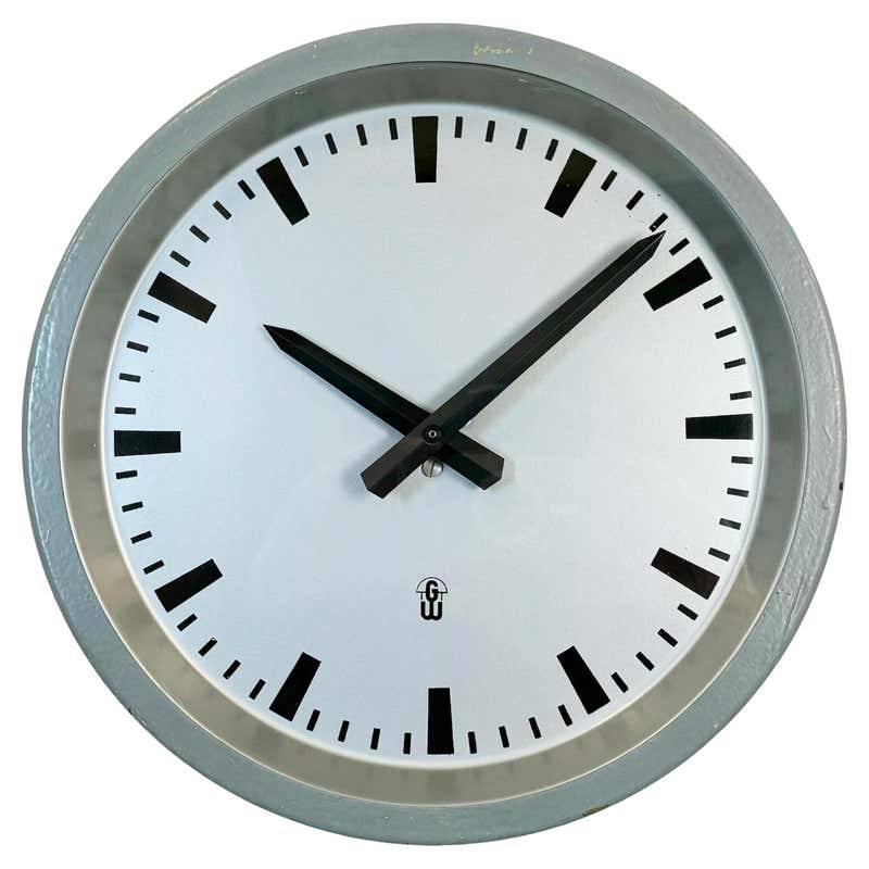 German Clocks - 311 For Sale at 1stDibs | junghans clock catalogue ...