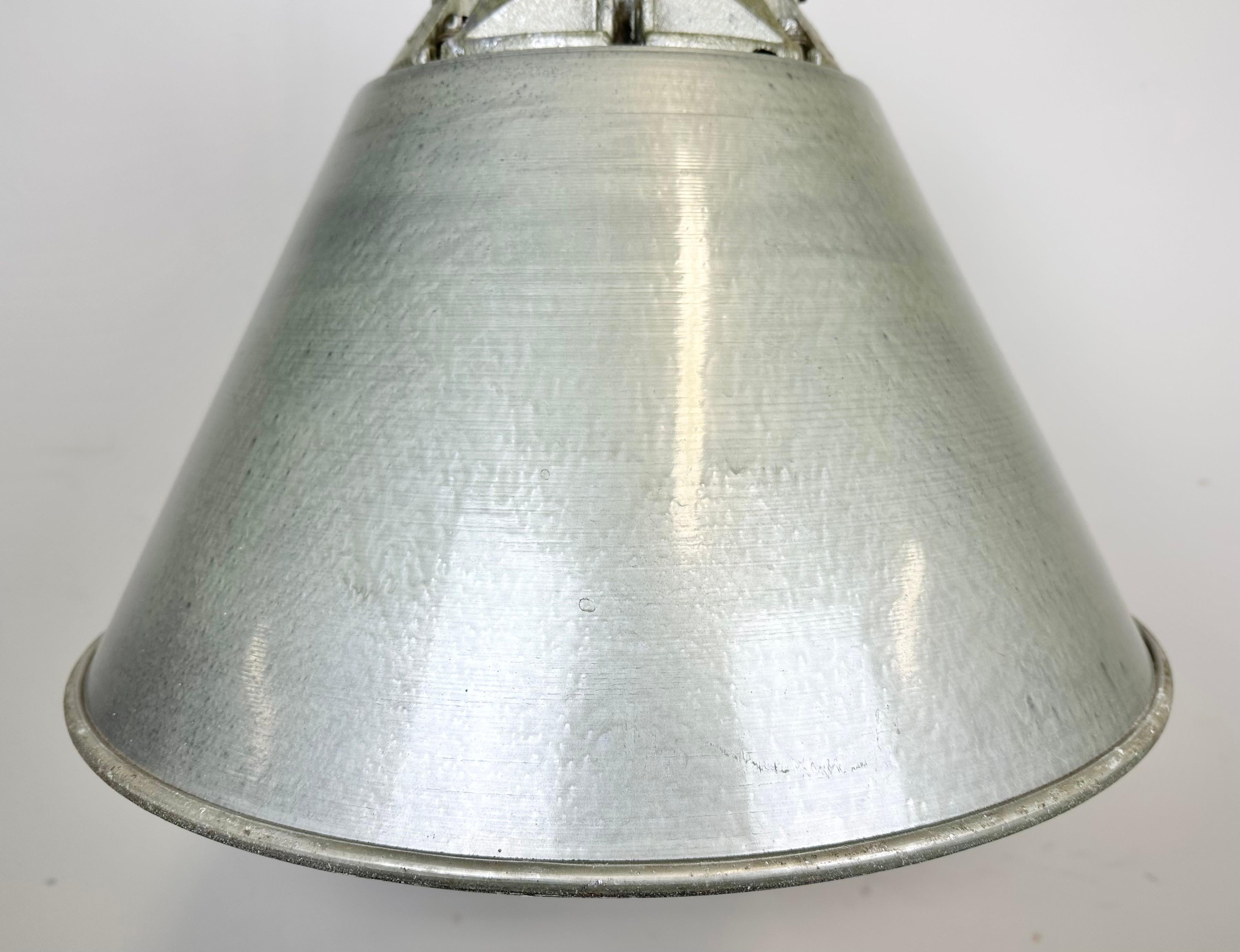 Late 20th Century Grey Industrial Explosion Proof Lamp with Aluminum Shade from Zaos, 1970s For Sale