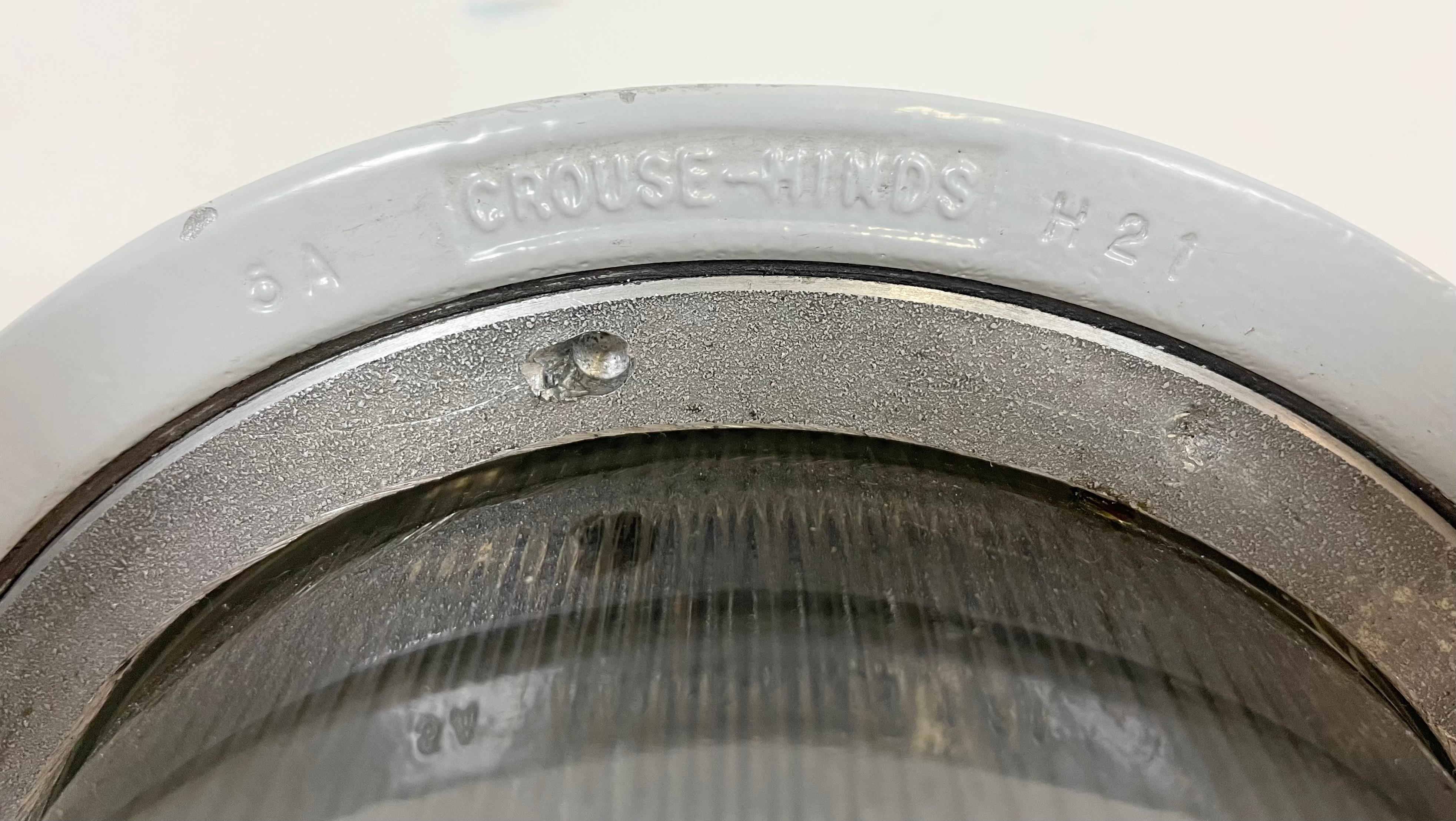 Grey Industrial Explosion Proof Light from Crouse-Hinds, 1970s For Sale 5