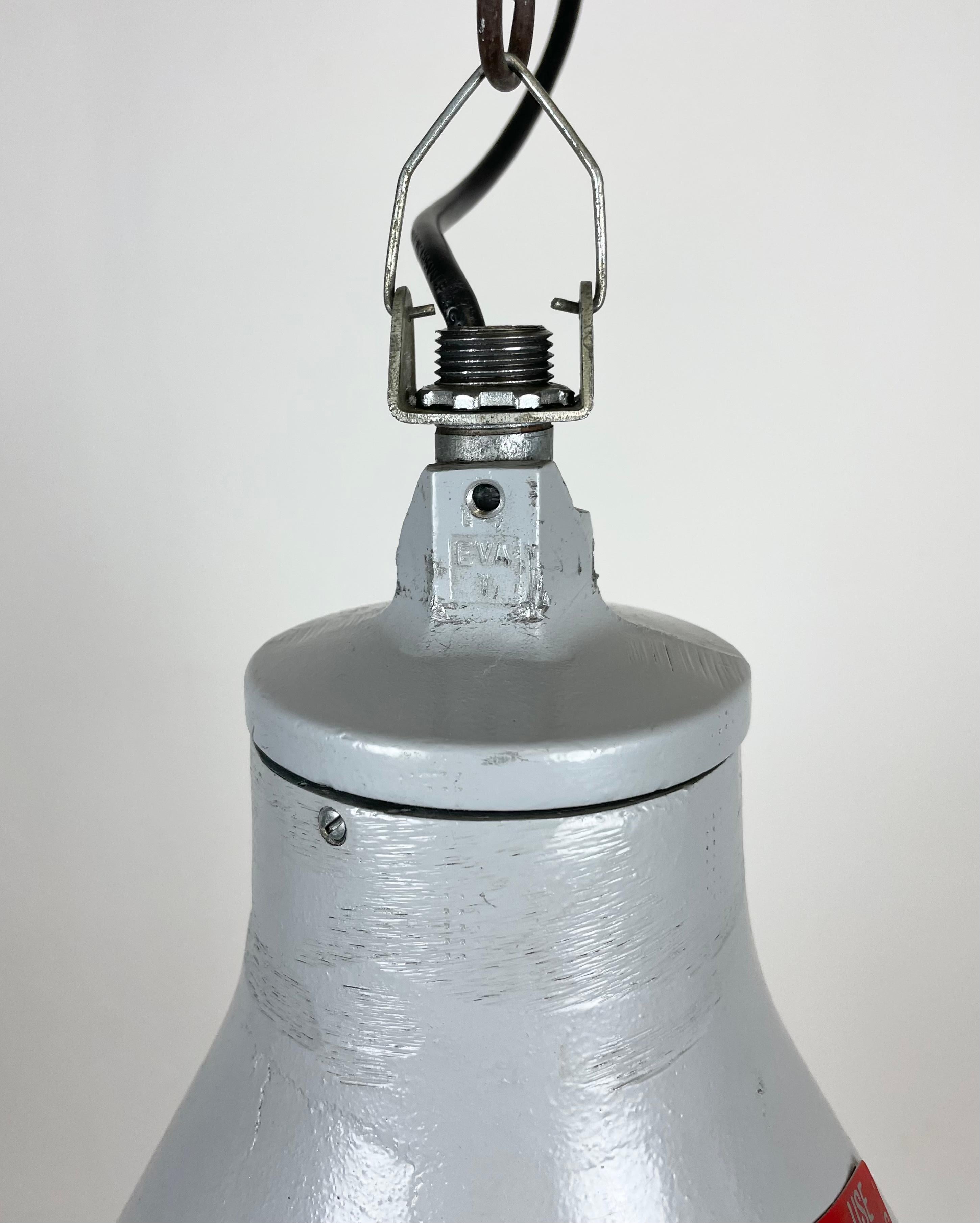 Cast Grey Industrial Explosion Proof Light from Crouse-Hinds, 1970s For Sale