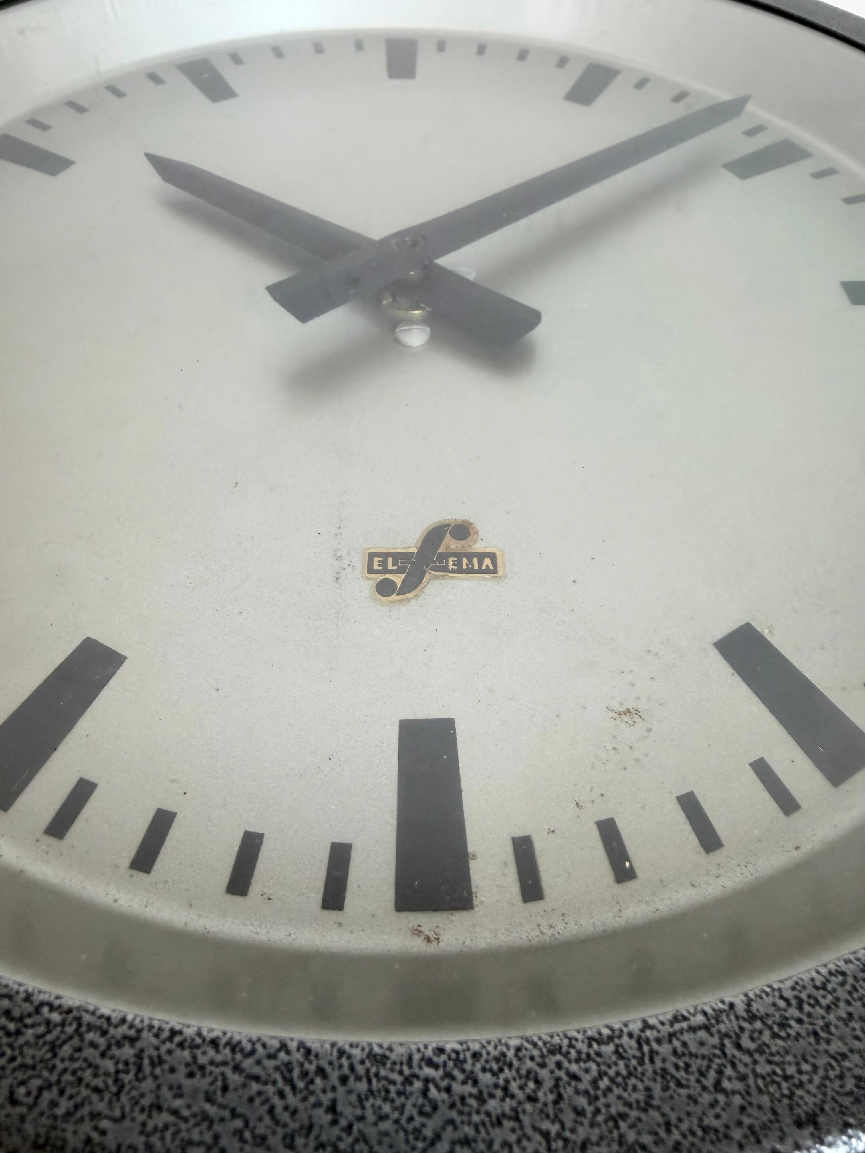Grey Industrial Factory Wall Clock from Elfema, 1960s im Angebot 7
