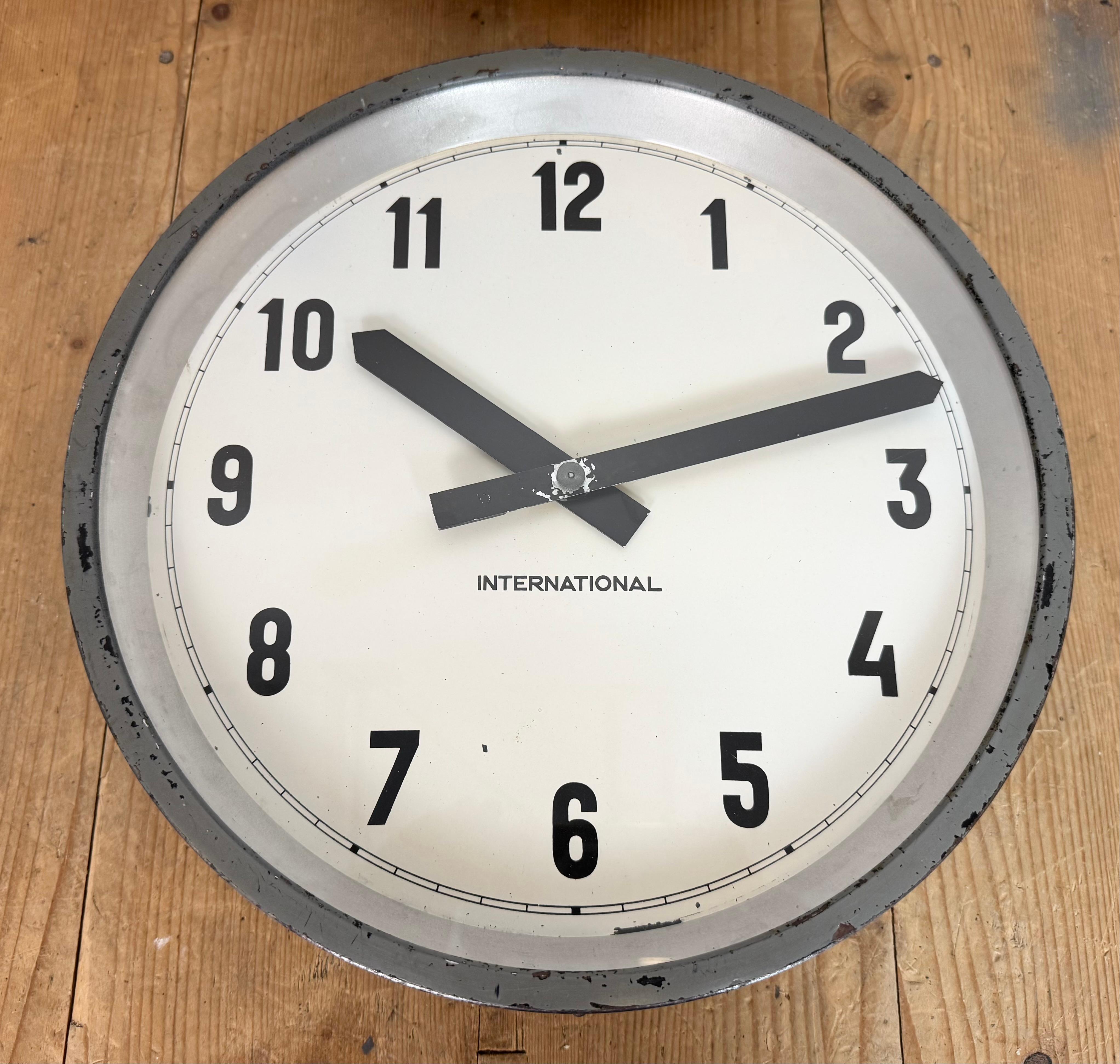 Grey Industrial Factory Wall Clock from International, 1950s For Sale 3