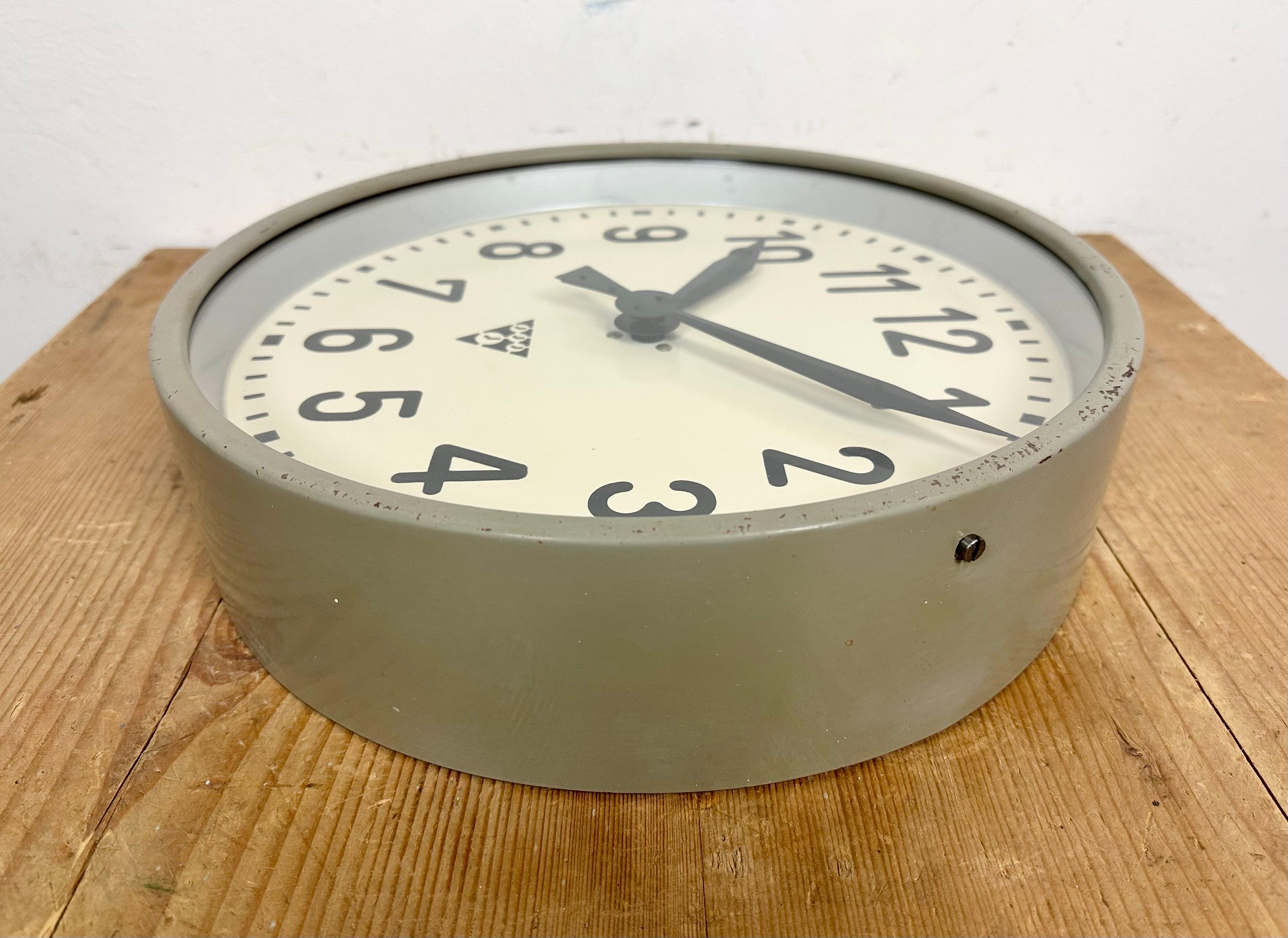 Grey Industrial Factory Wall Clock from Pragotron, 1950s 5