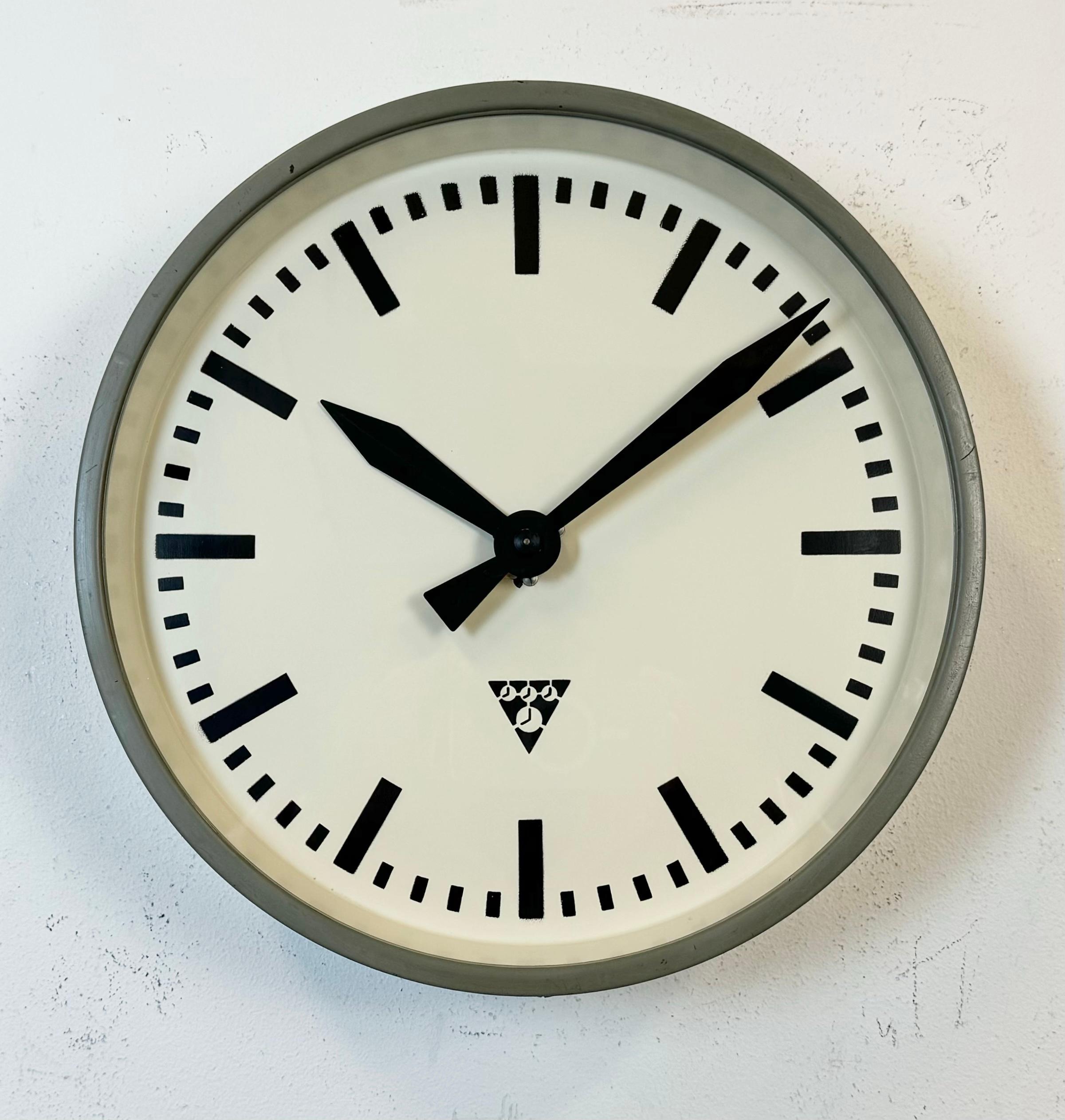 pragotron clock