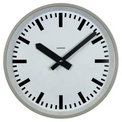 Orologio da parete industriale grigio di Siemens, anni '70