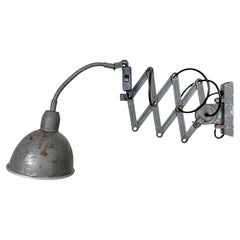 Graue industrielle Gooseneck Schere-Wandleuchte aus Elektroinstala, 1960er Jahre