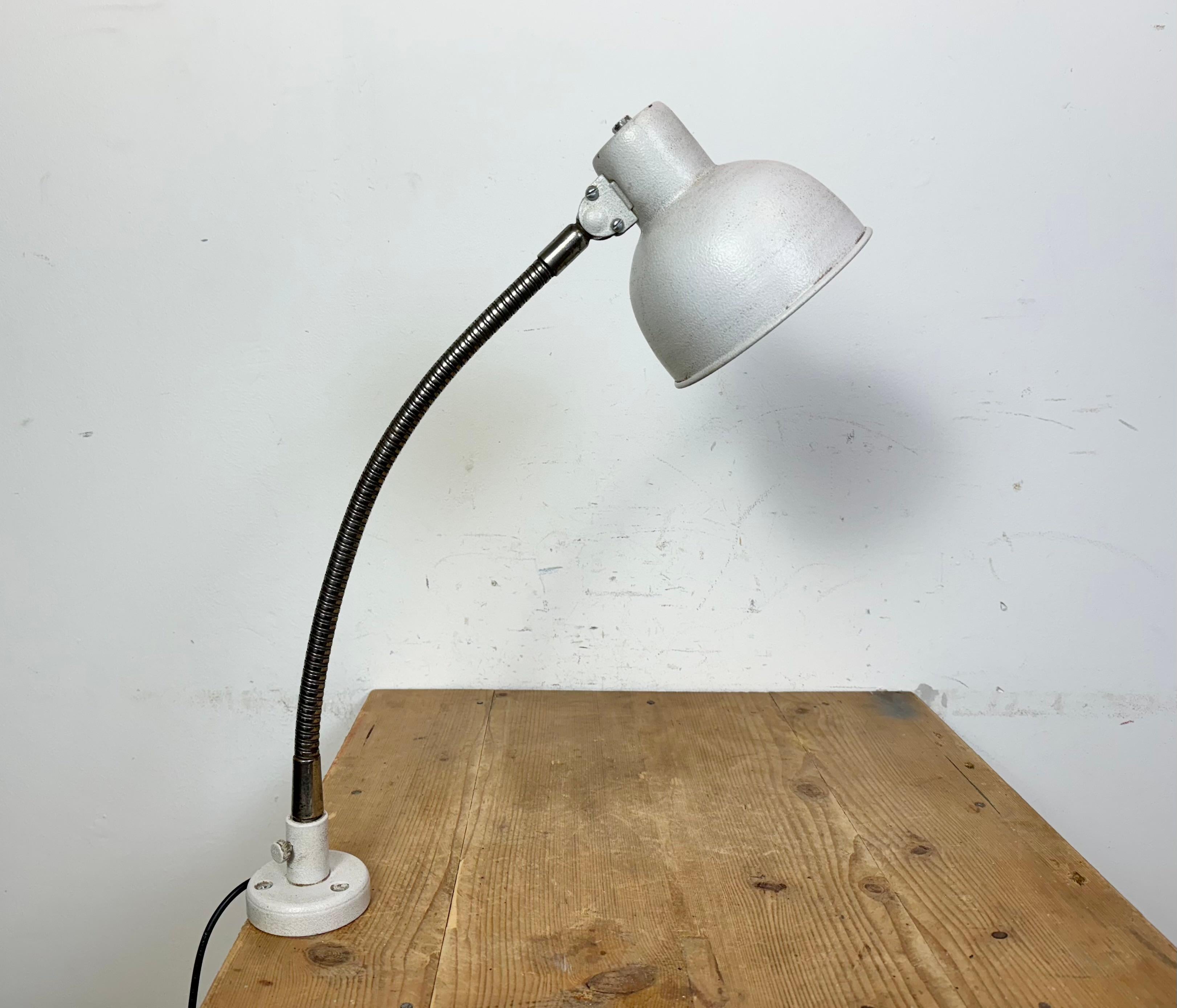 Industrielle Werkstatt-Tischlampe mit Gooseneck in Grau, 1960er Jahre im Angebot 6