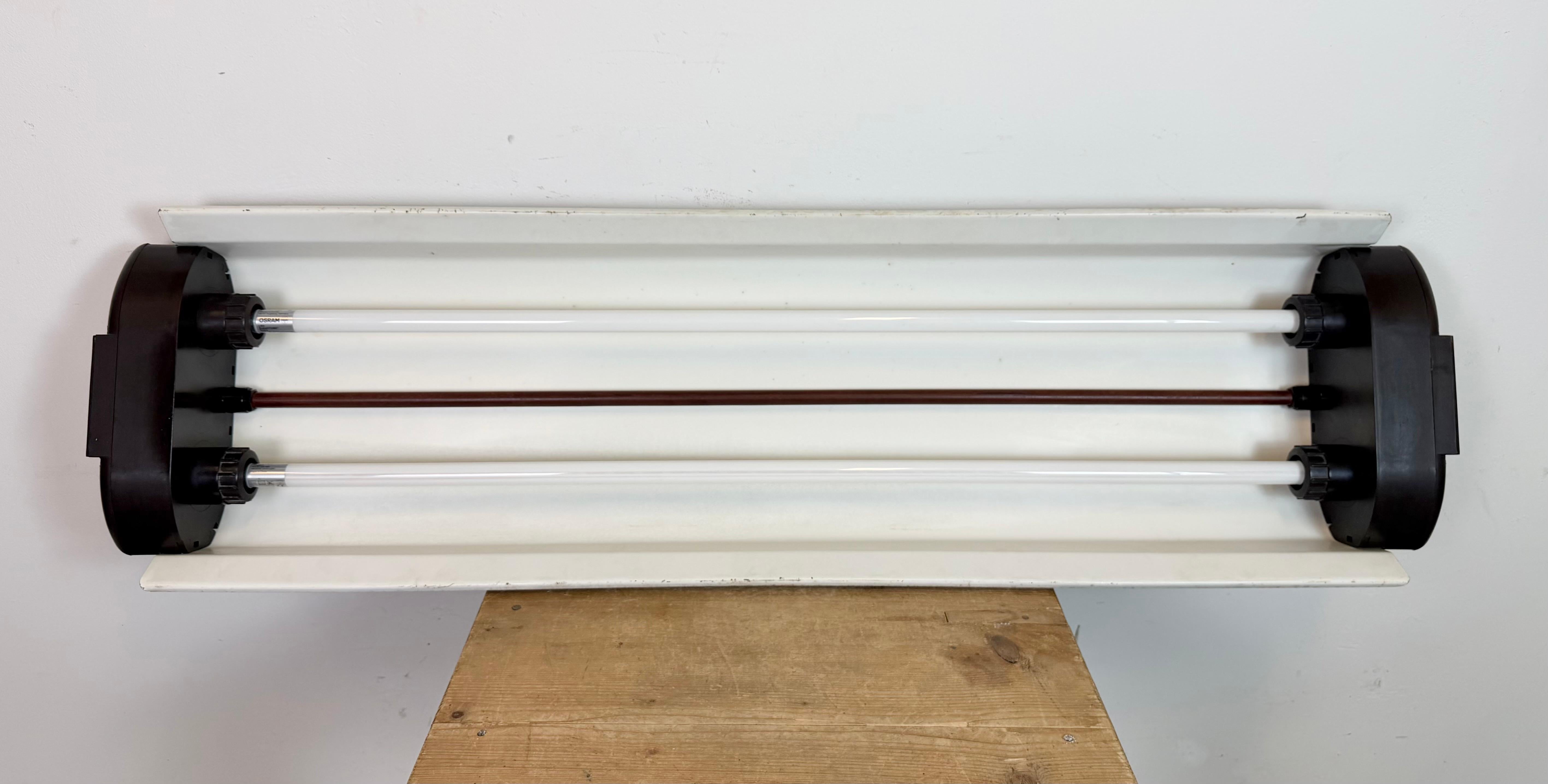 Lámpara industrial gris de tubo colgante de Elektrosvit, años 1960 en venta 10