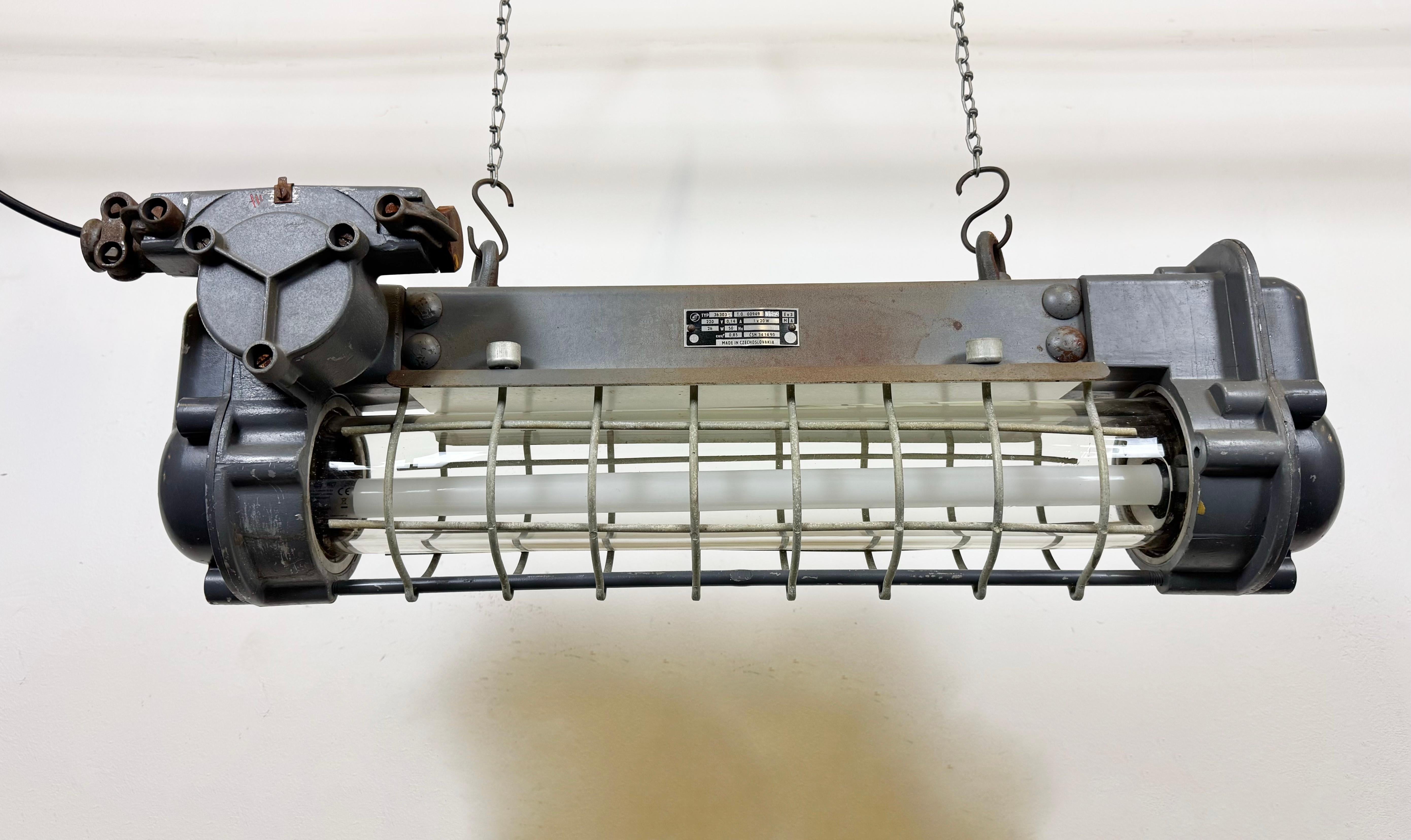 Grey Industrial Hanging Tube Light from Elektrosvit, 1970s For Sale 4
