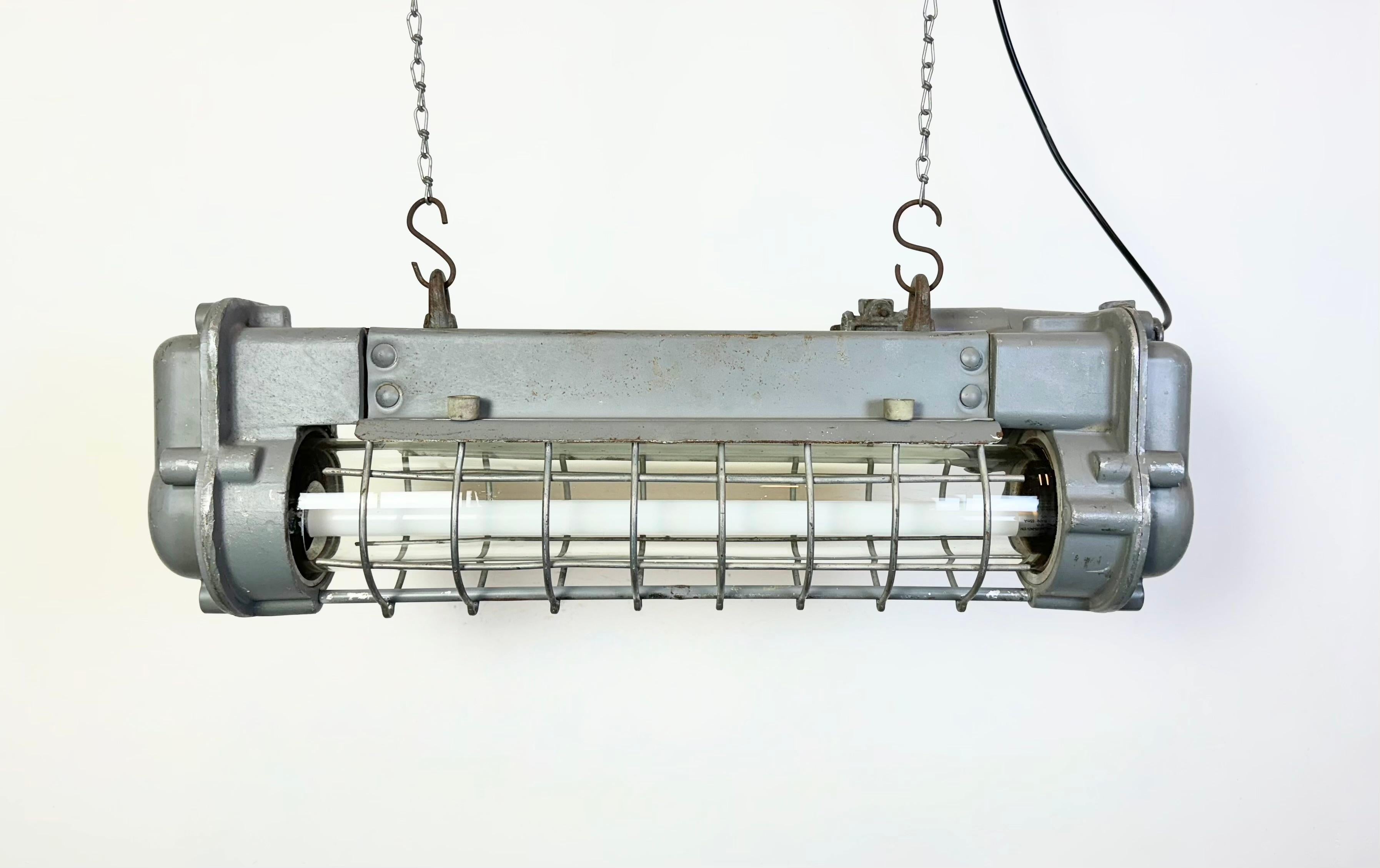 Grey Industrial Hanging Tube Light from Elektrosvit, 1970s For Sale 12