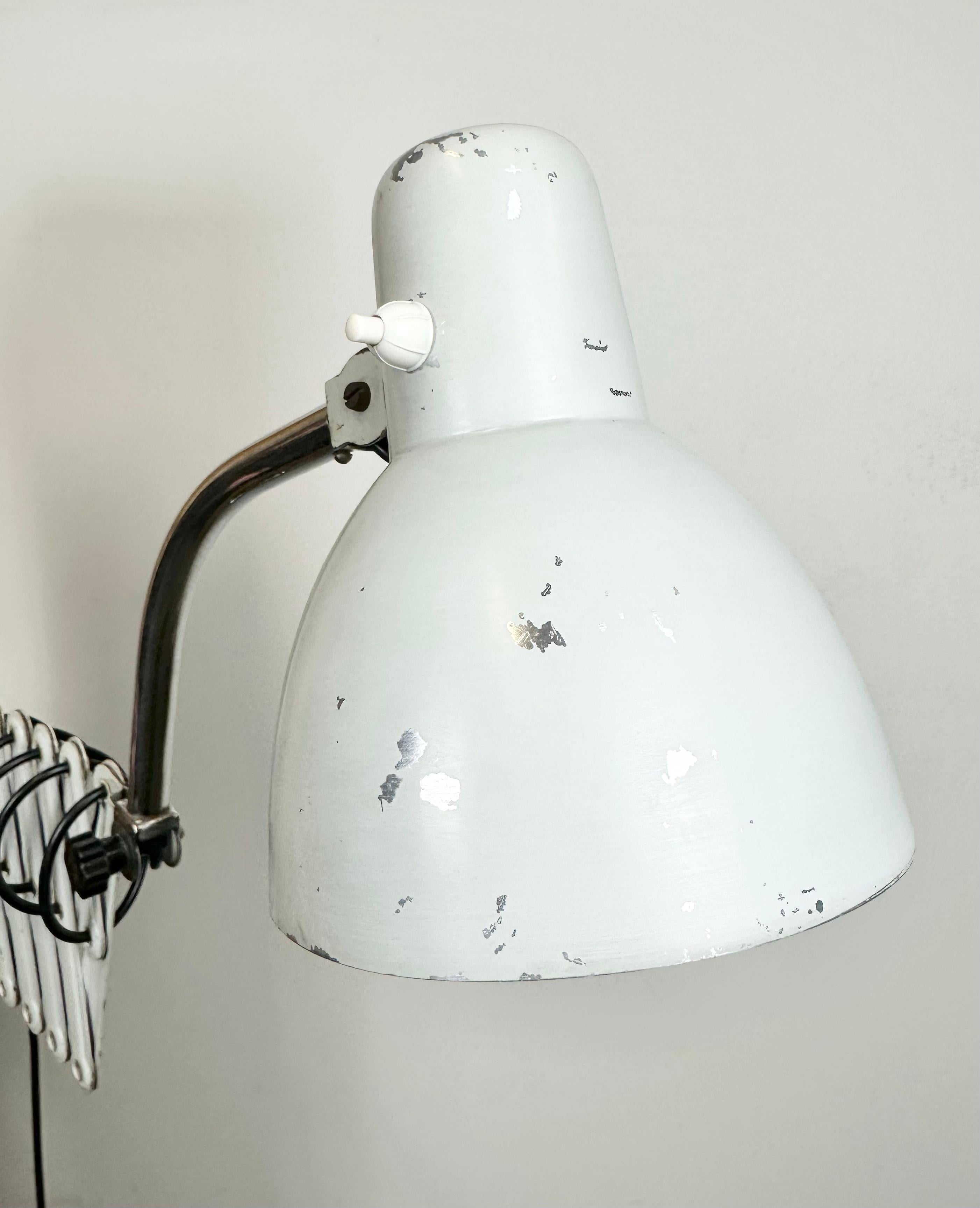 Grey Industrial Italian Scissor Wall Lamp from Raptek Milano, 1960s For Sale 8