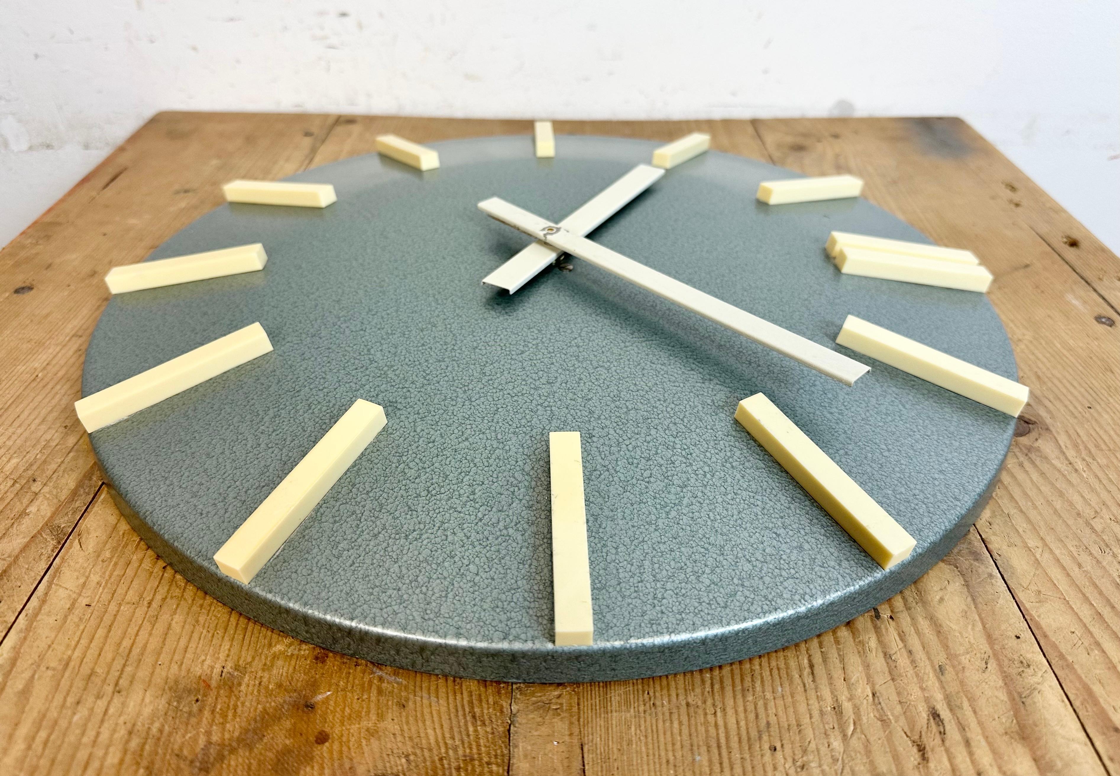 Grey Industrial Office Wall Clock from Pragotron, 1970s For Sale 6
