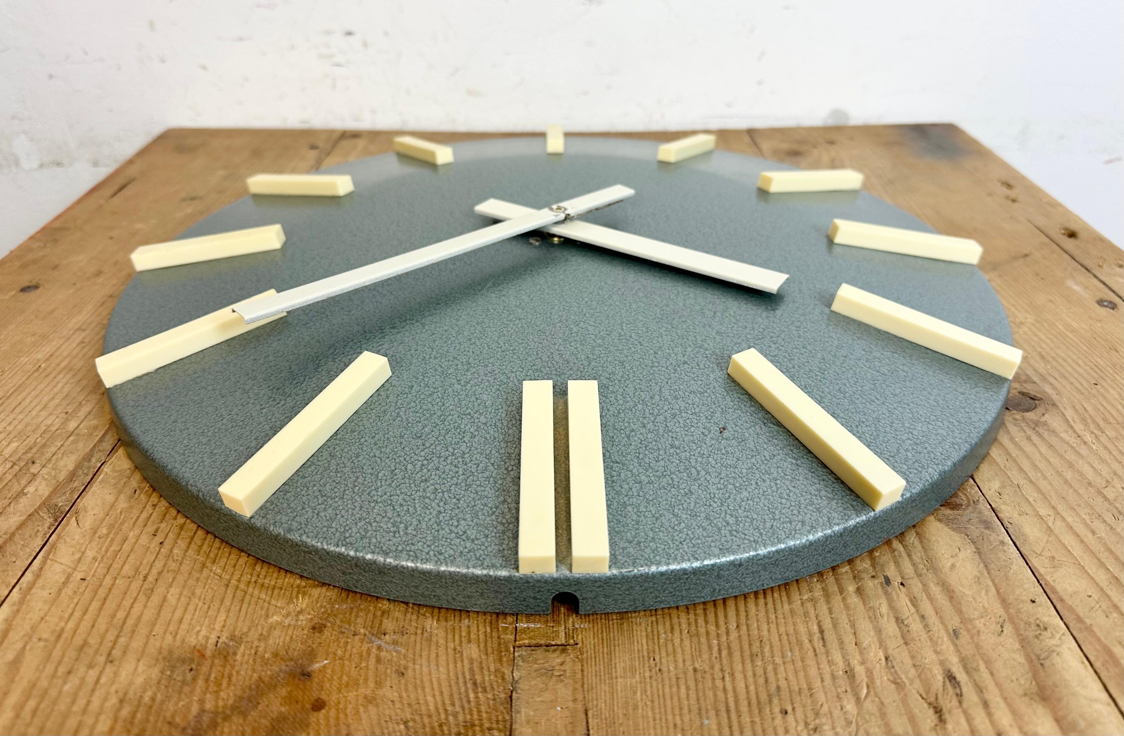 Grey Industrial Office Wall Clock from Pragotron, 1970s For Sale 7