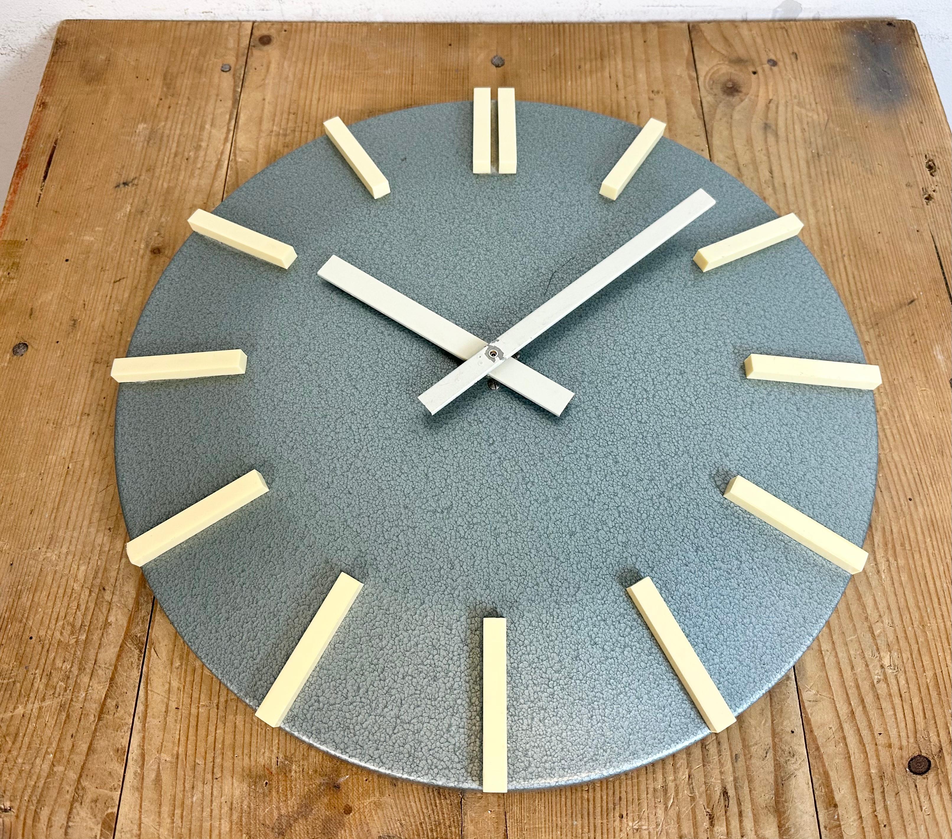 Grey Industrial Office Wall Clock from Pragotron, 1970s For Sale 3