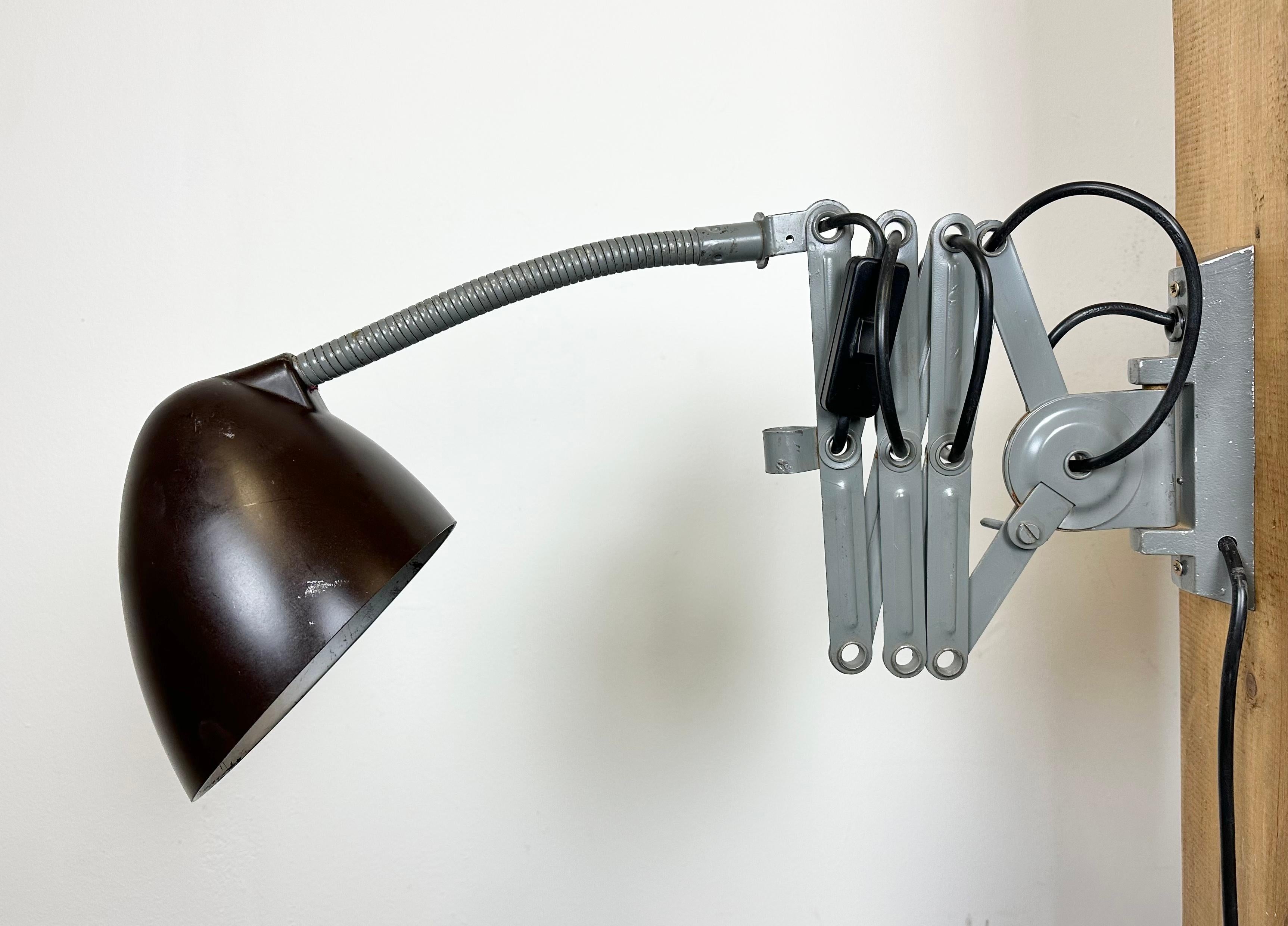 Grey Industrial Scissor Wall Lamp from Elektroinstala, 1960s For Sale 1