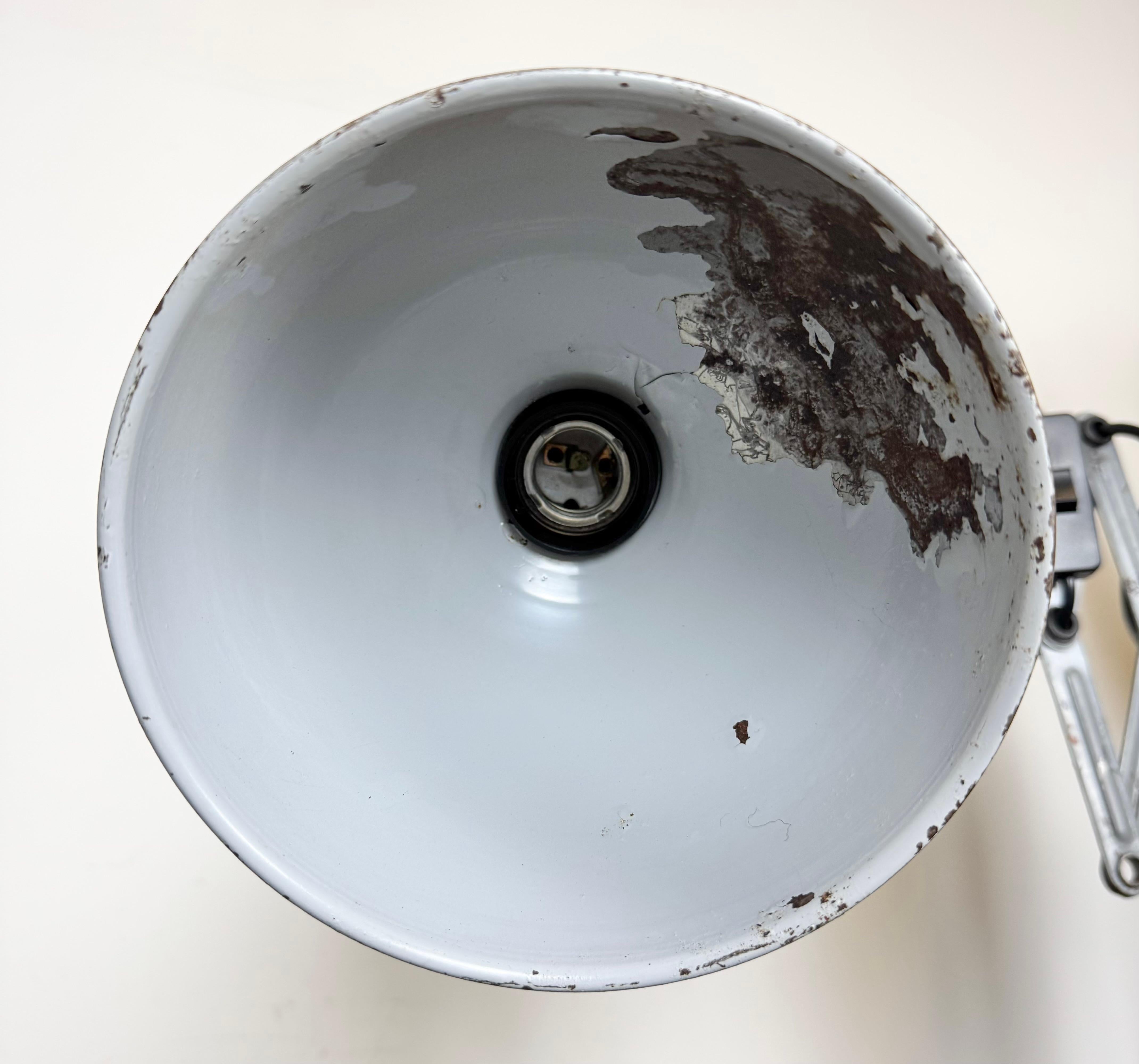 Grey Industrial Scissor Wall Lamp from Elektroinstala, 1960s For Sale 3
