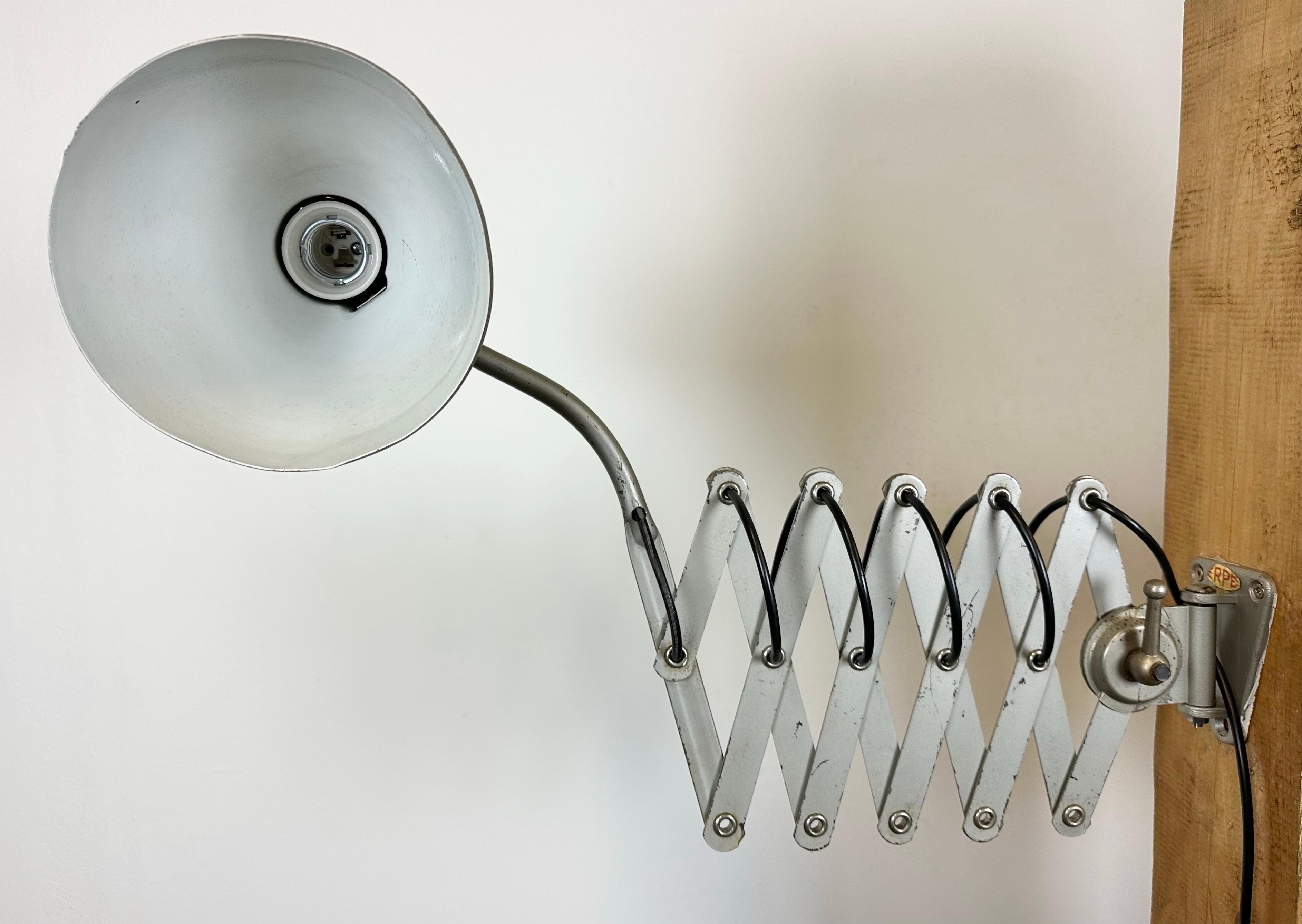 20th Century Grey Industrial Scissor Wall Lamp from Erpe, 1960s