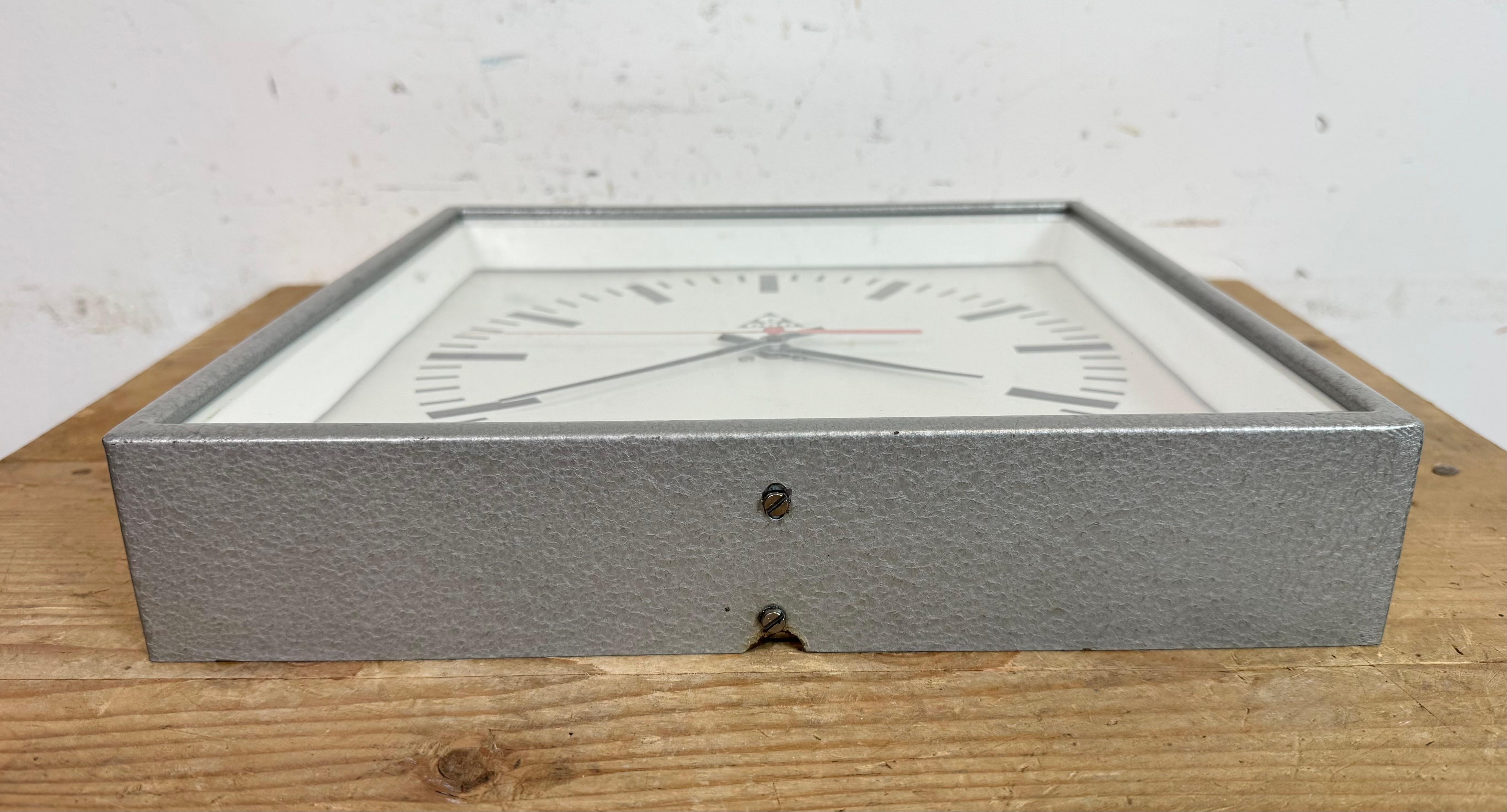 Grey Industrial Square Wall Clock from Pragotron, 1970s For Sale 7
