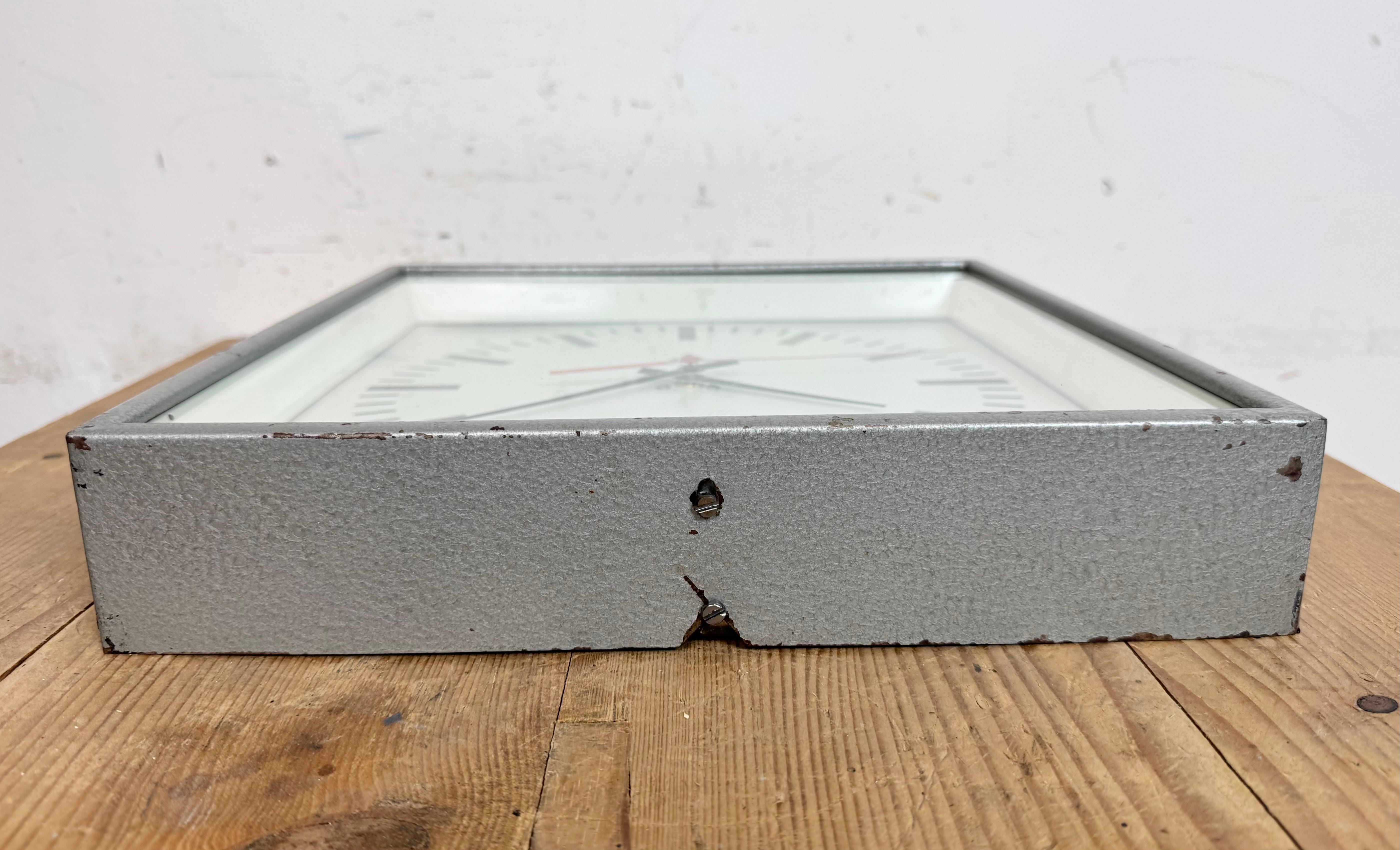 Grey Industrial Square Wall Clock from Pragotron, 1970s For Sale 7