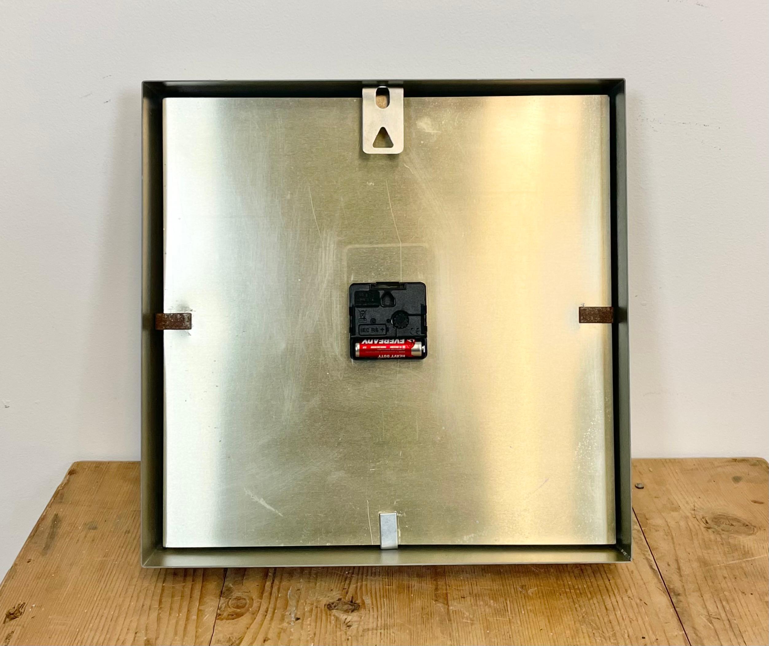 Grey Industrial Square Wall Clock from Pragotron, 1970s For Sale 9