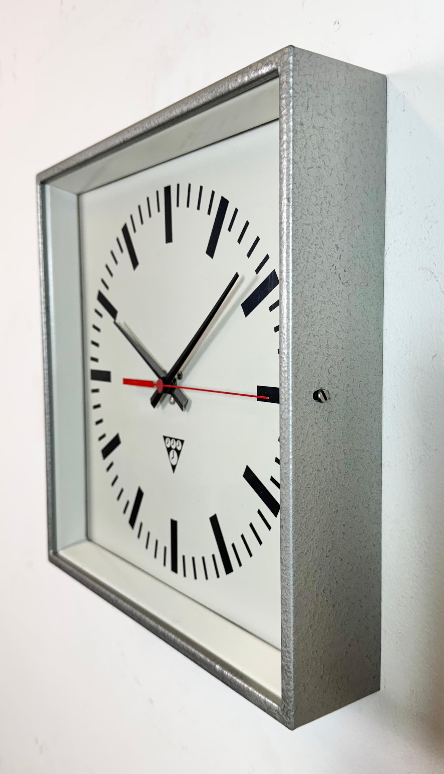 Grey Industrial Square Wall Clock from Pragotron, 1970s In Good Condition For Sale In Kojetice, CZ