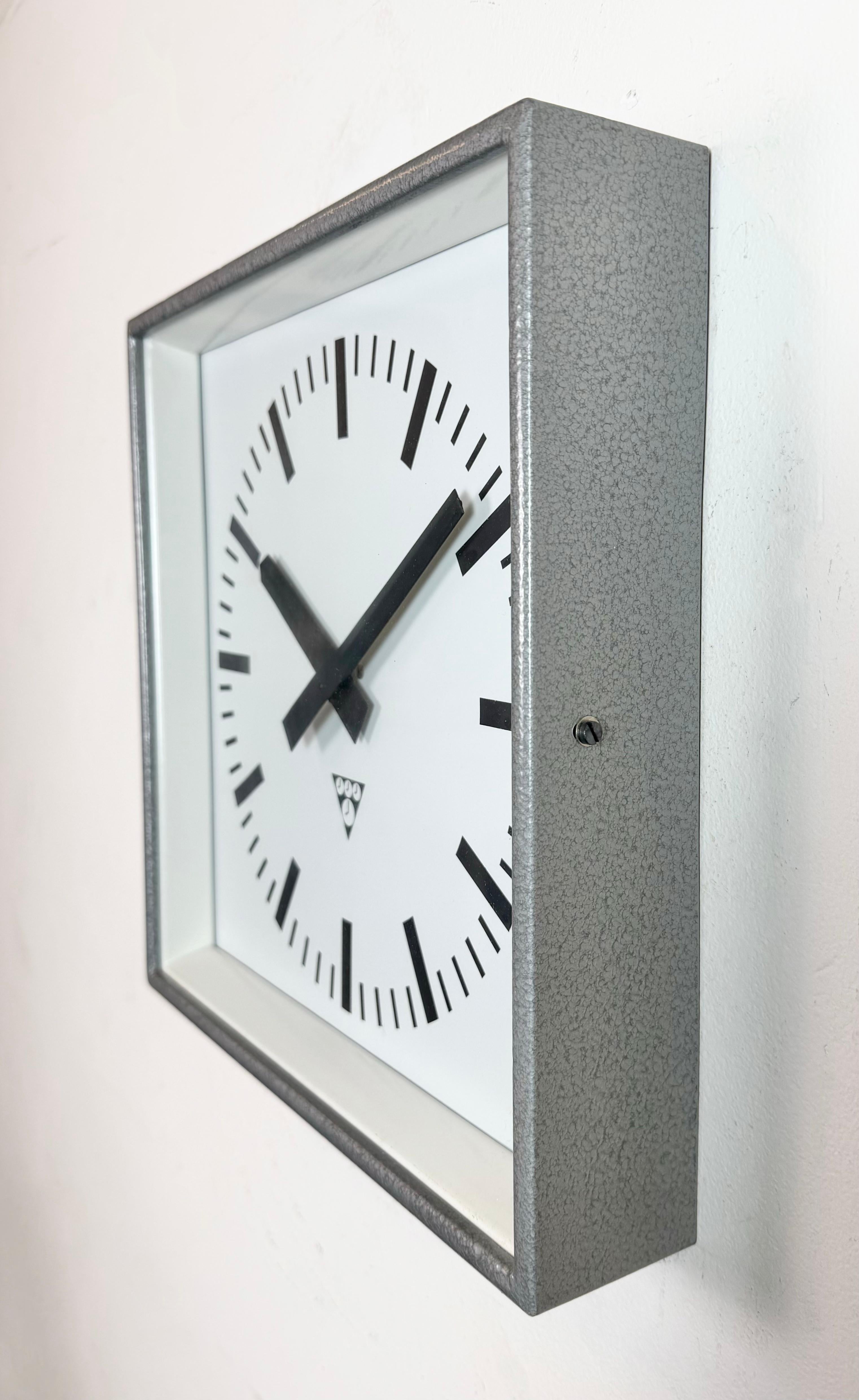 Grey Industrial Square Wall Clock from Pragotron, 1970s In Good Condition For Sale In Kojetice, CZ