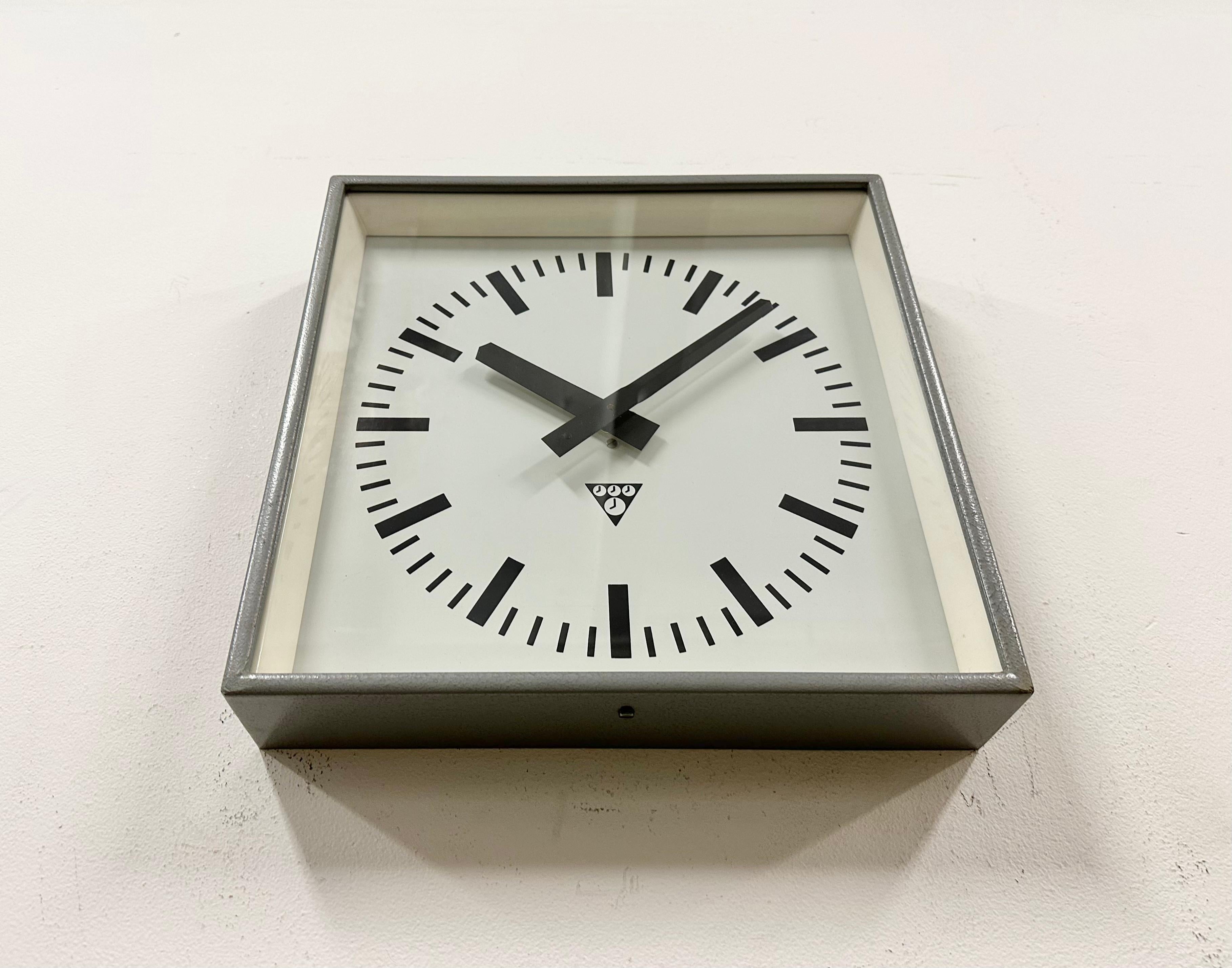 Grey Industrial Square Wall Clock from Pragotron, 1970s For Sale 1