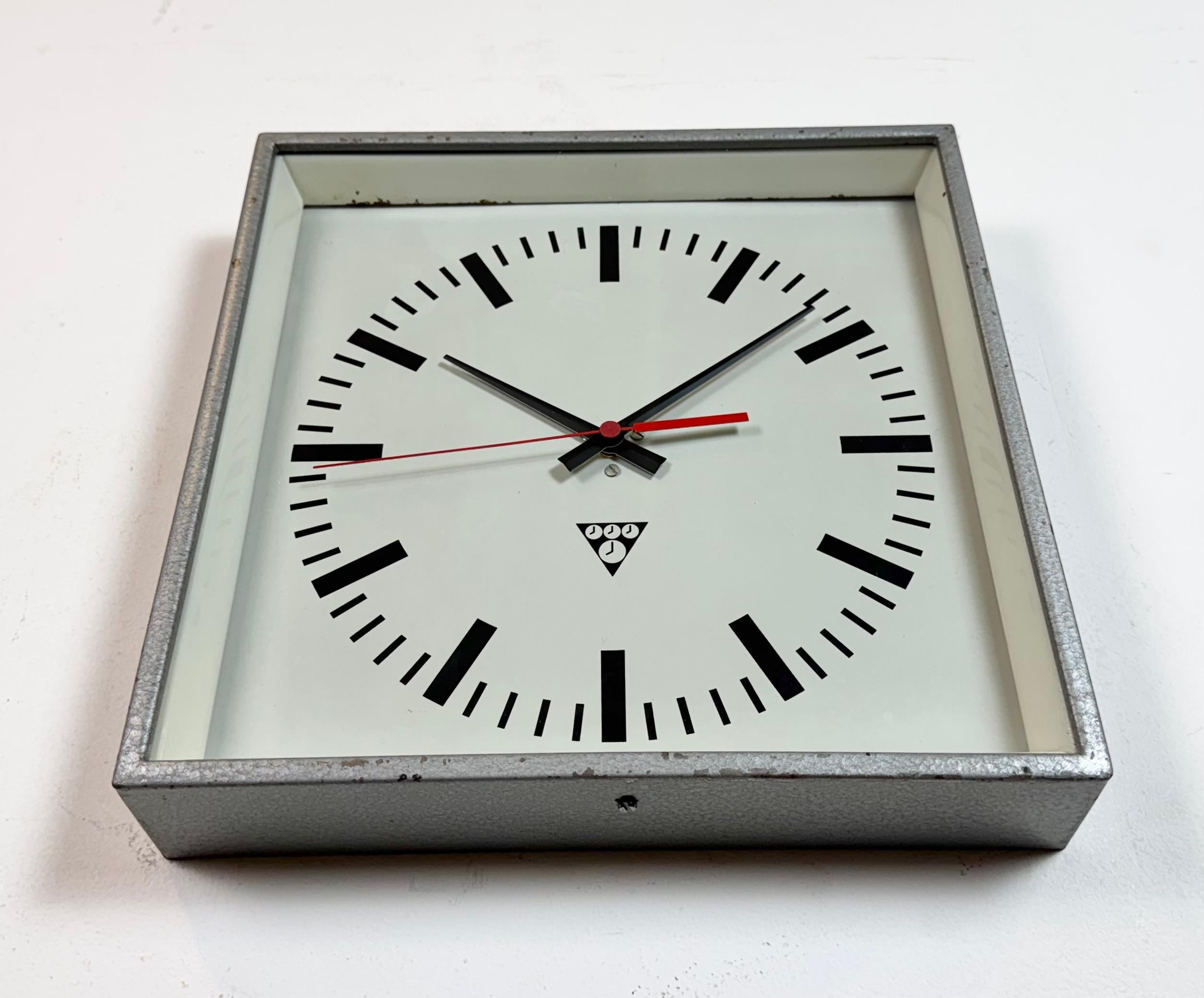 Grey Industrial Square Wall Clock from Pragotron, 1970s For Sale 1