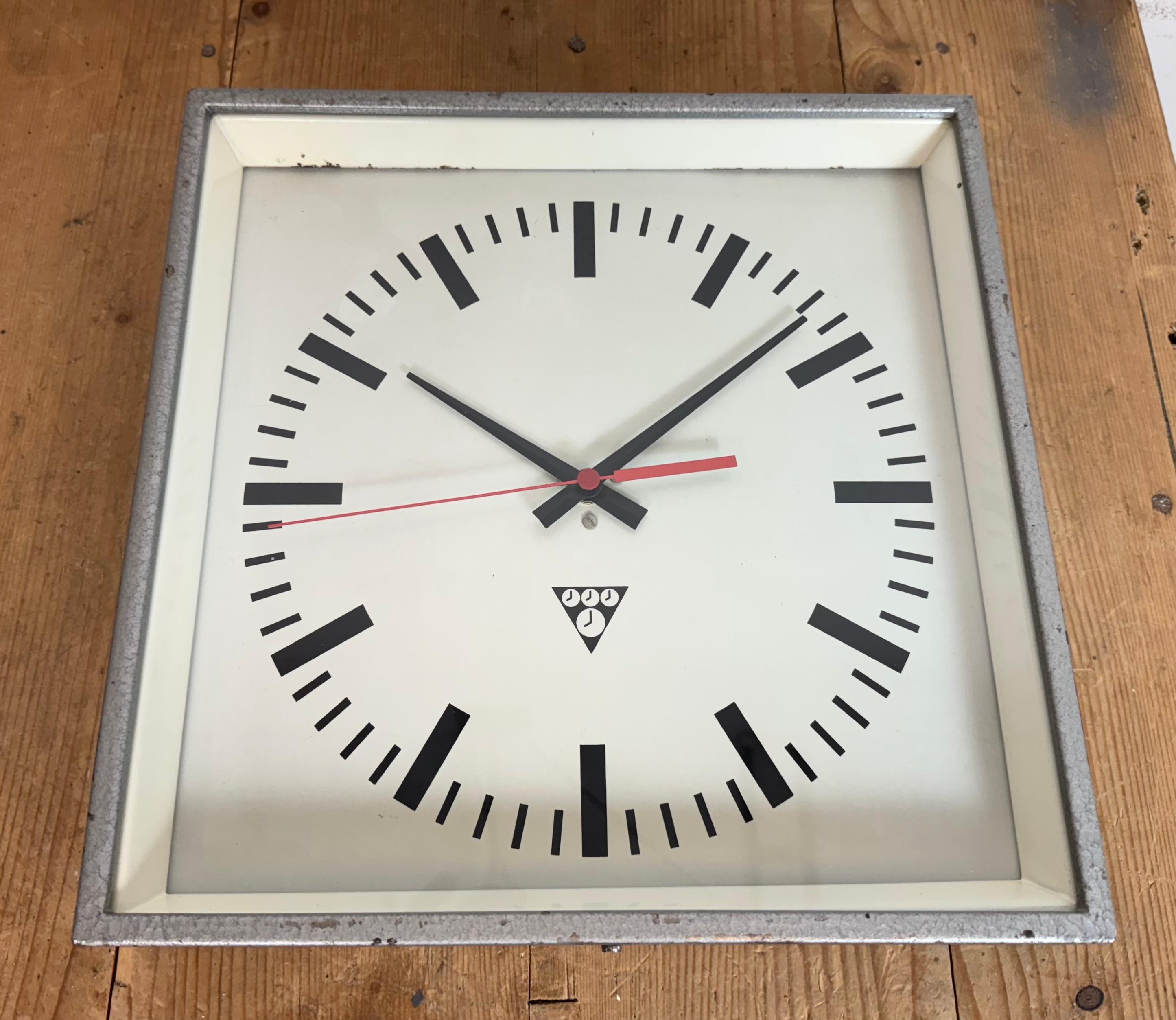 Grey Industrial Square Wall Clock from Pragotron, 1970s For Sale 3