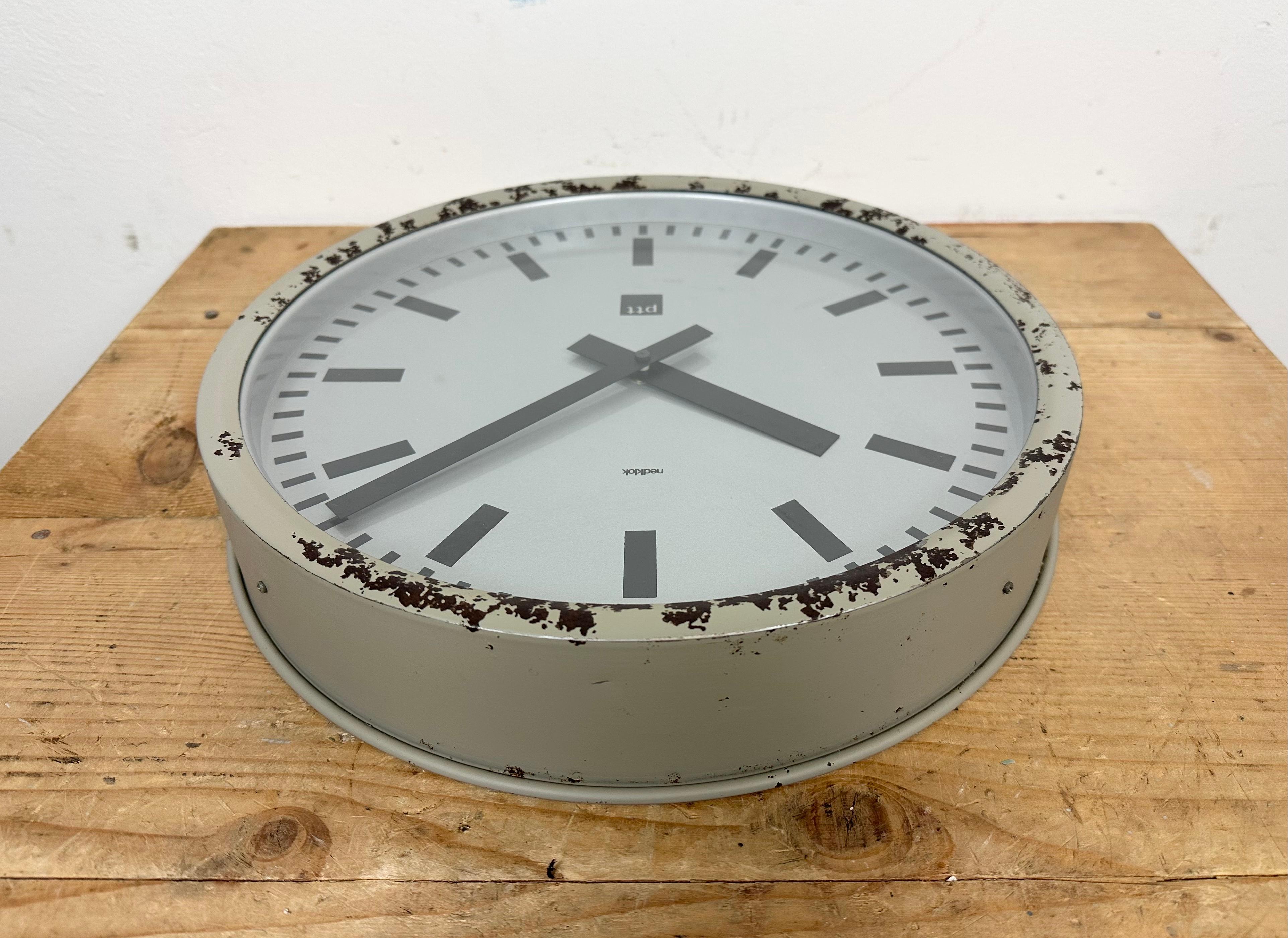 Grey Industrial Station Wall Clock from Nedklok, 1960 For Sale 3