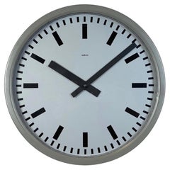Reloj de pared industrial gris de Nedklok, 1960