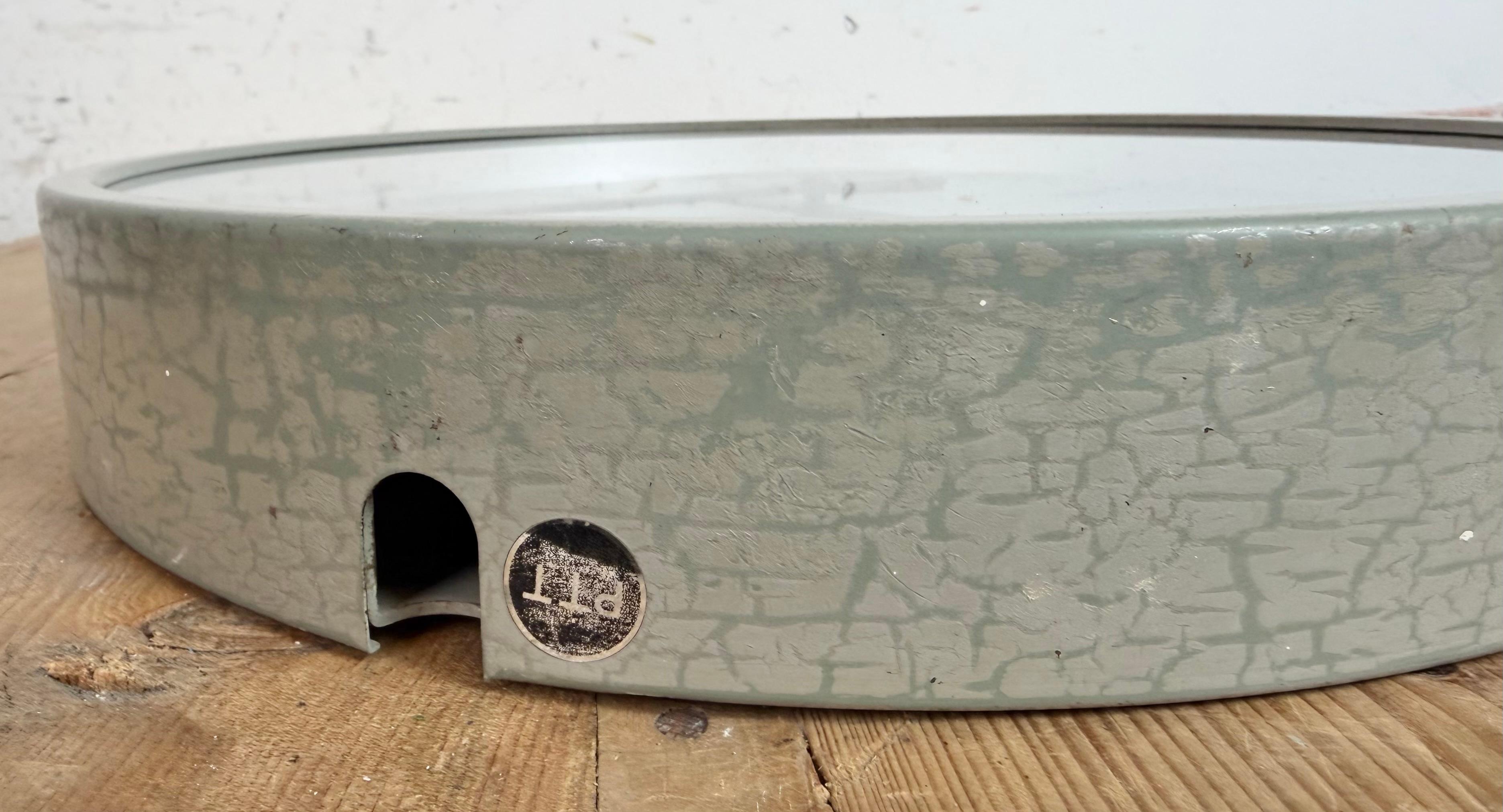 Grey Industrial Station Wall Clock from TCW , 1960 im Angebot 8