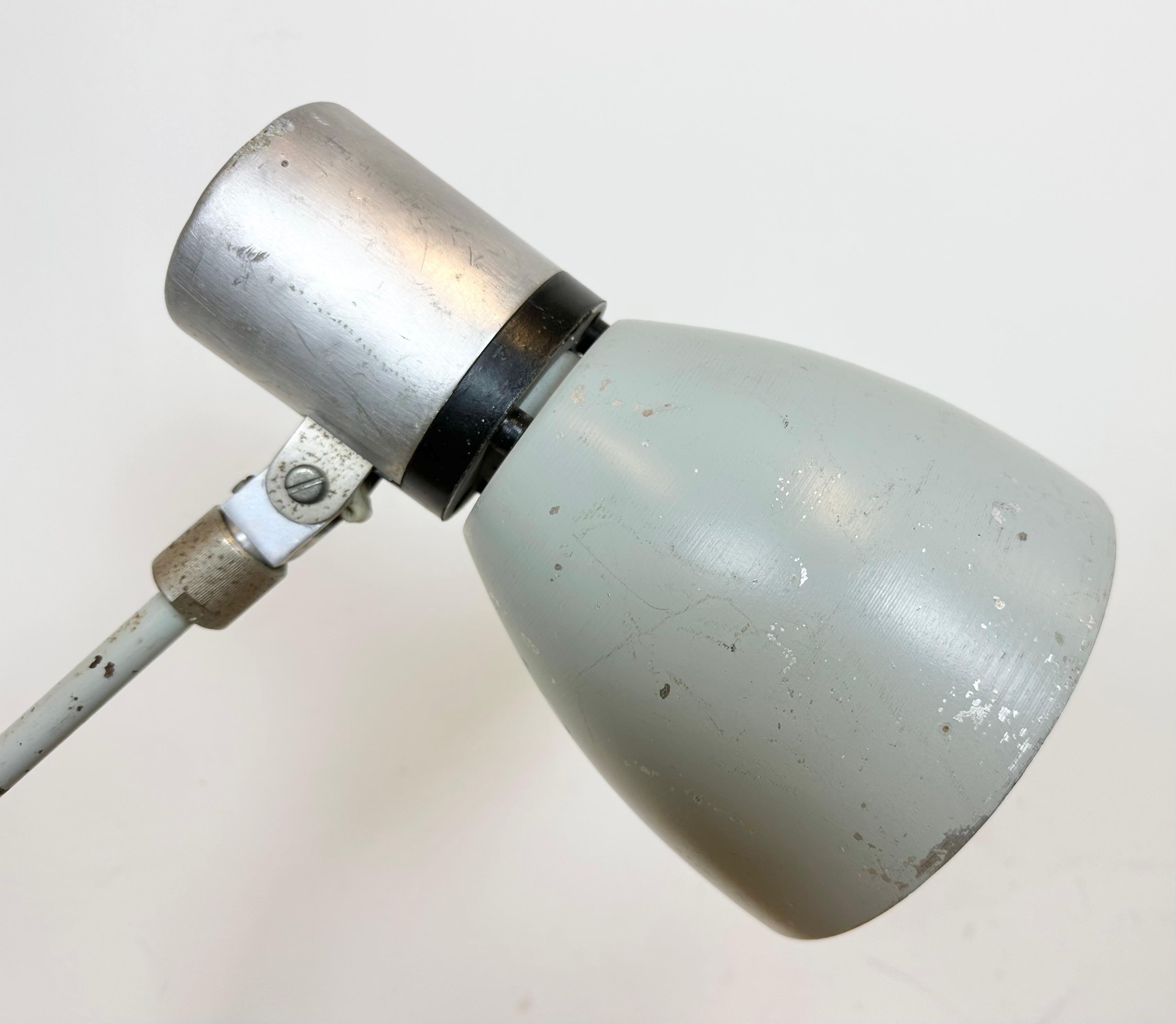 Industrielle Tischlampe aus grauem Grau von Elektrosvit, 1970er Jahre im Angebot 6