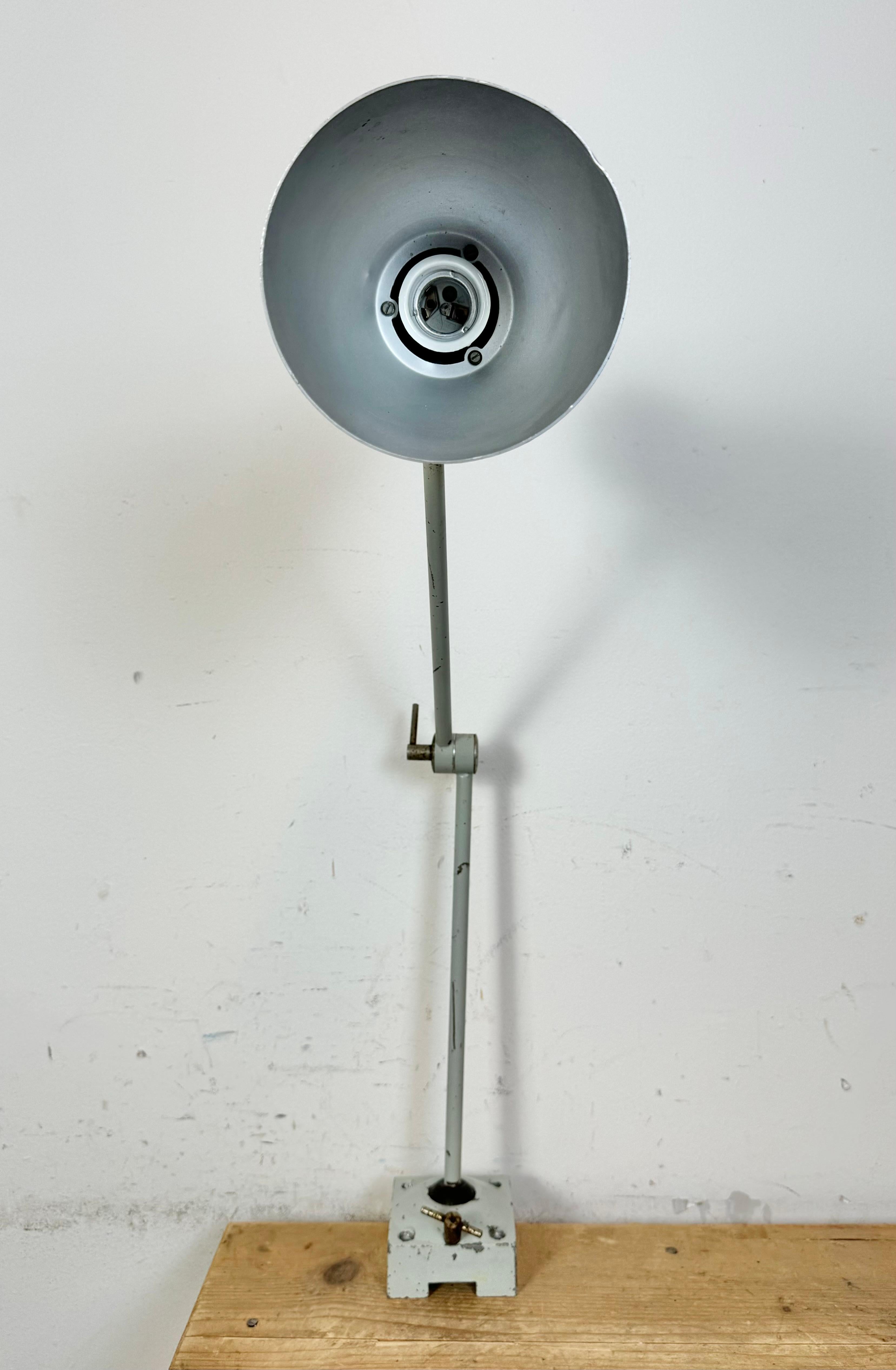 Grey Industrial Table Lamp from Elektrosvit, 1970s For Sale 7