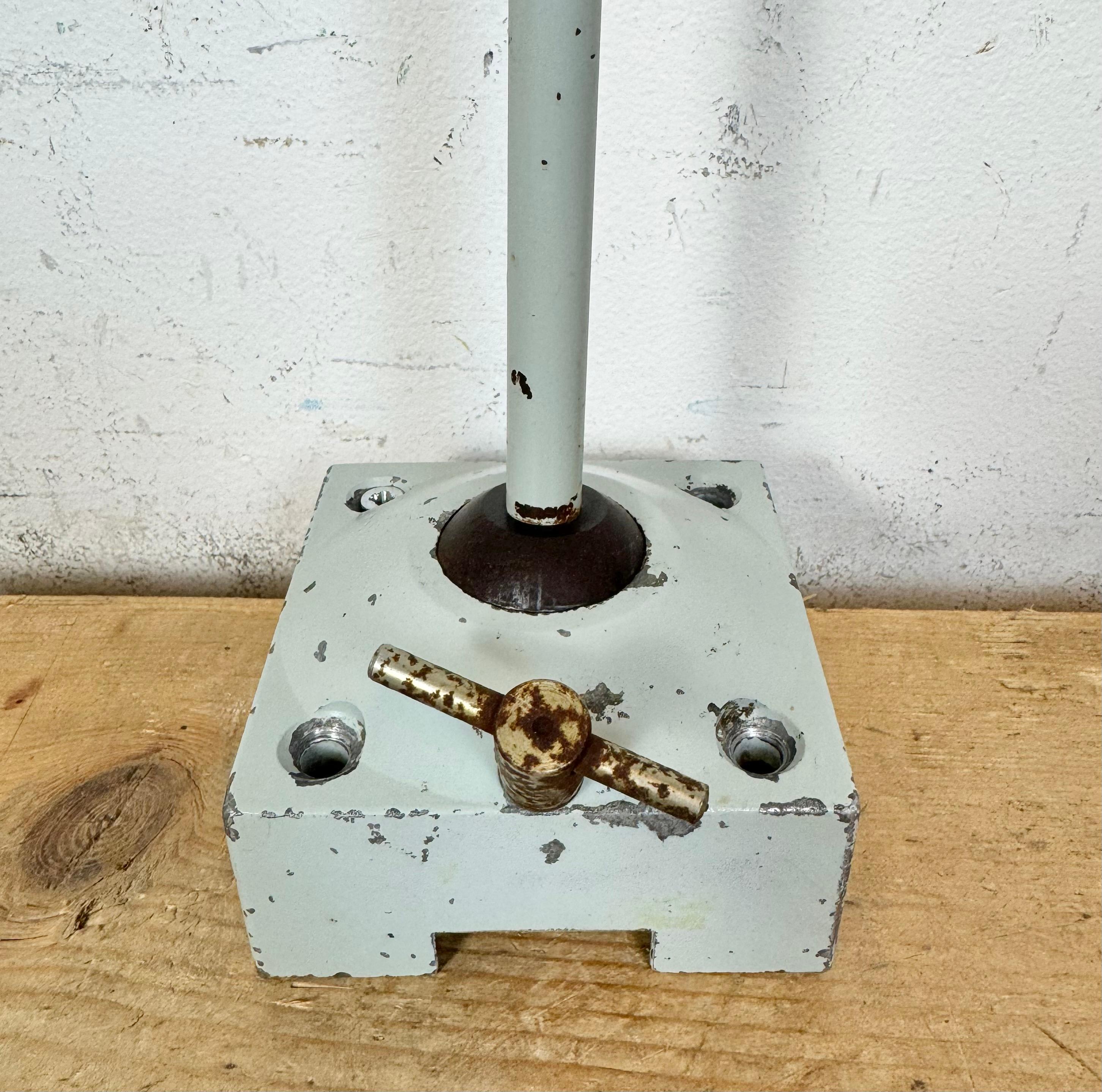 Grey Industrial Table Lamp from Elektrosvit, 1970s For Sale 11