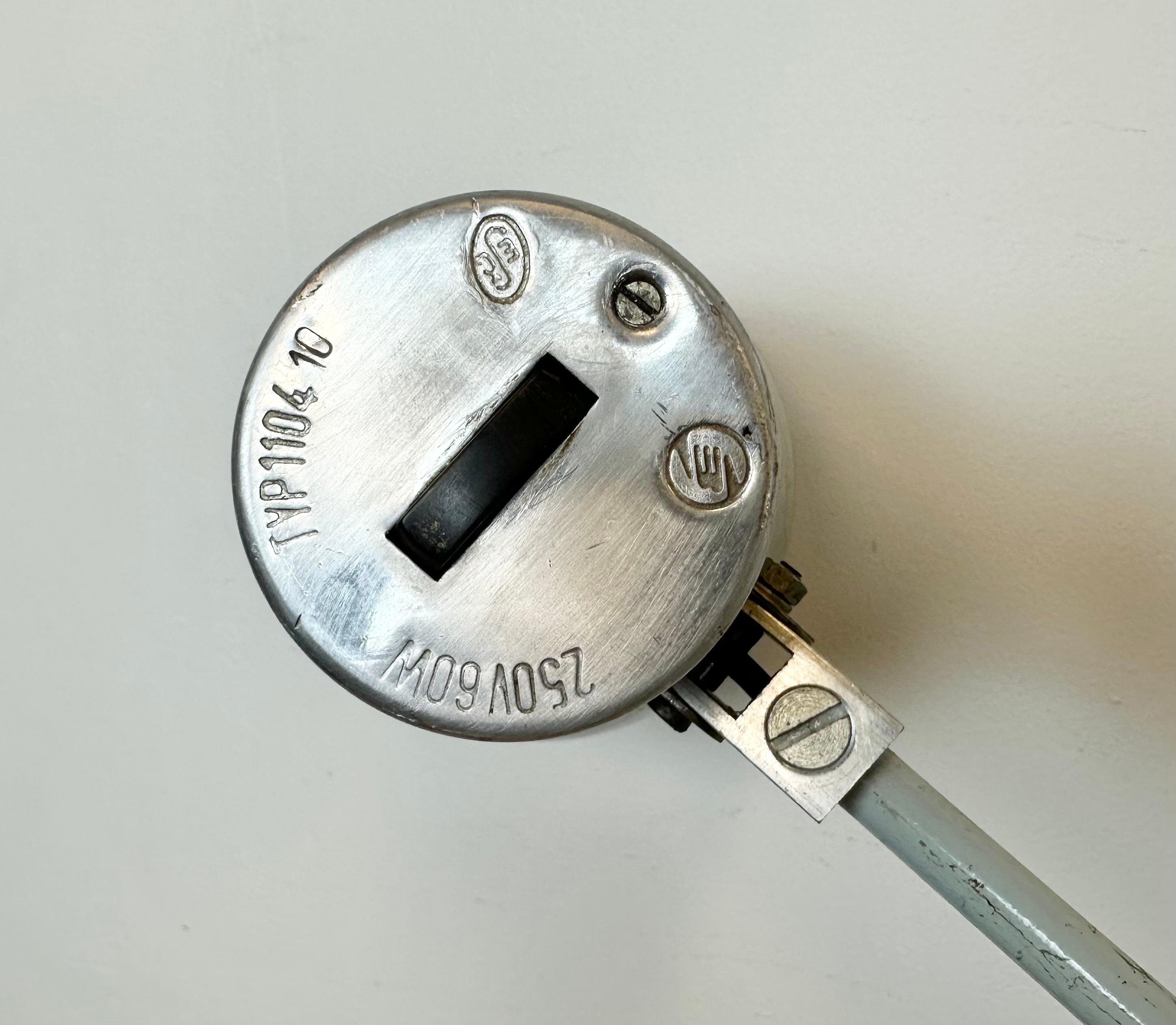 Industrielle Tischlampe aus grauem Grau von Elektrosvit, 1970er Jahre im Angebot 1