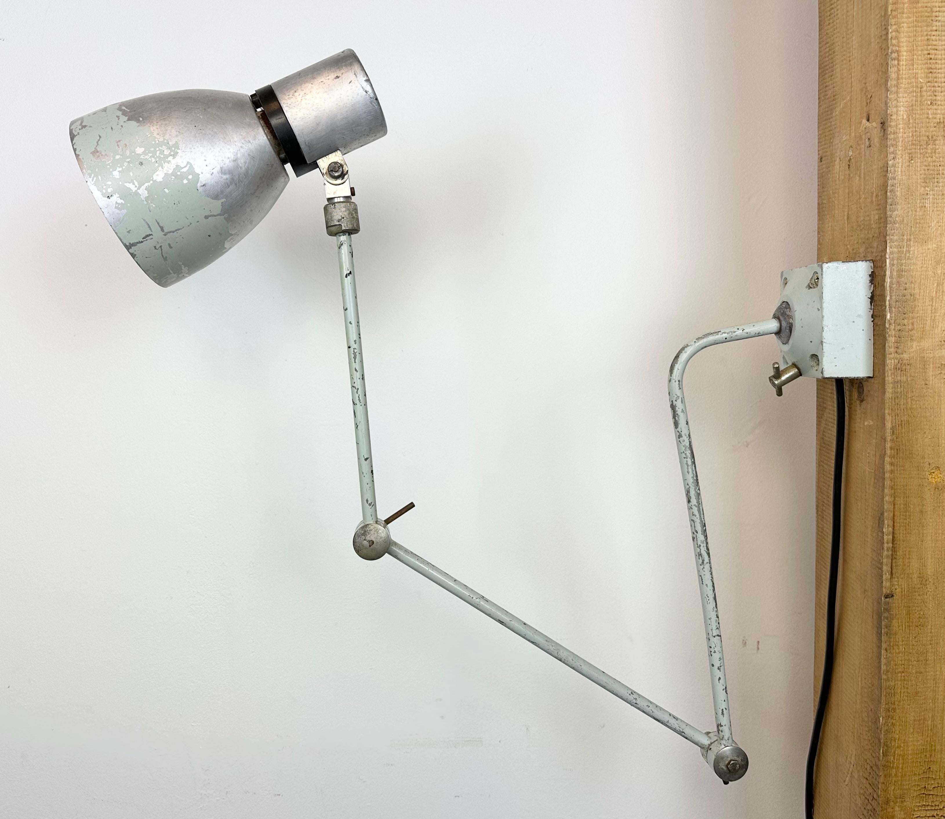 Grey Industrial Wall Lamp from Elektrosvit, 1970s For Sale 3