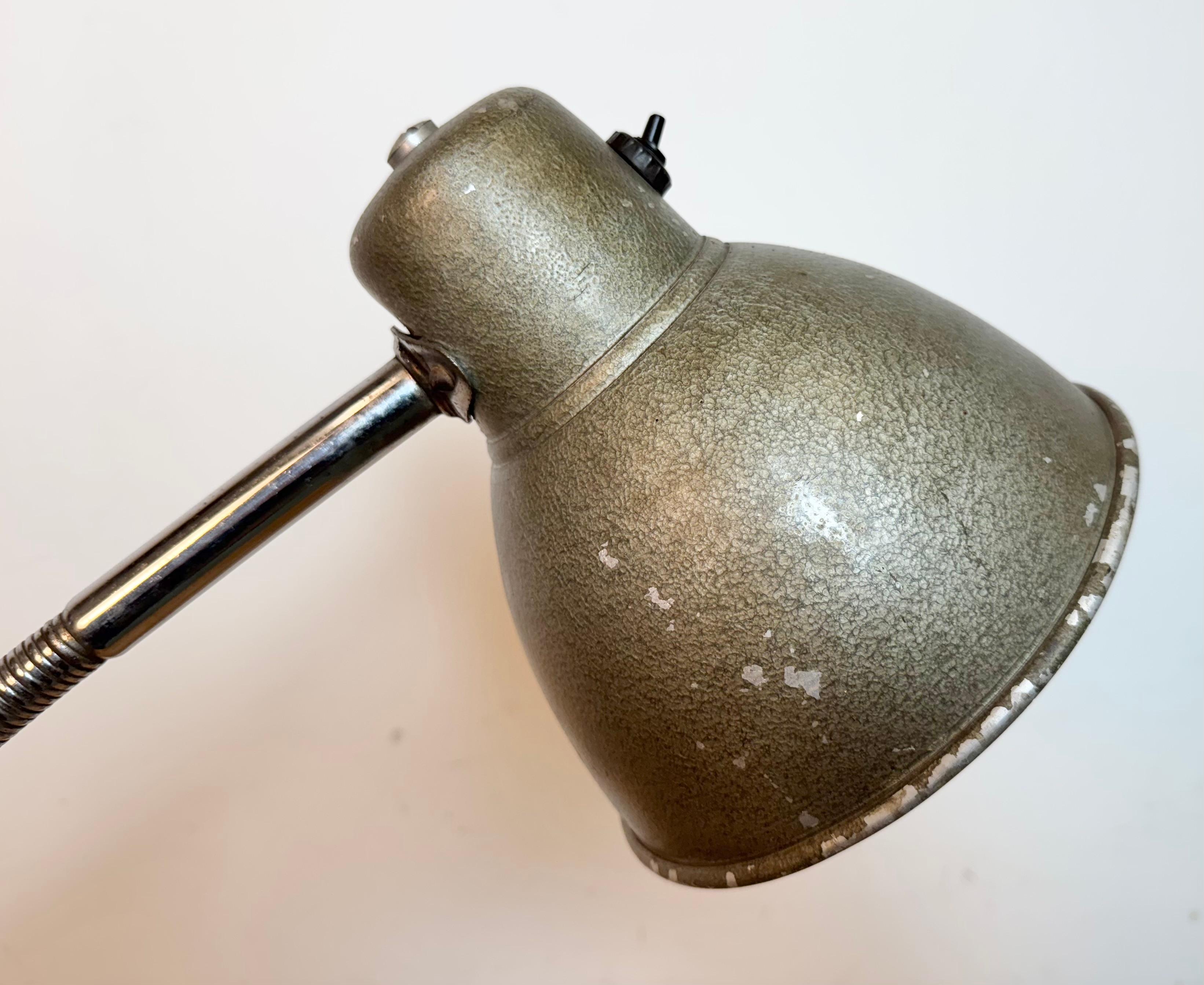 Grey Industrial Workshop Gooseneck Table Lamp, 1960s For Sale 8