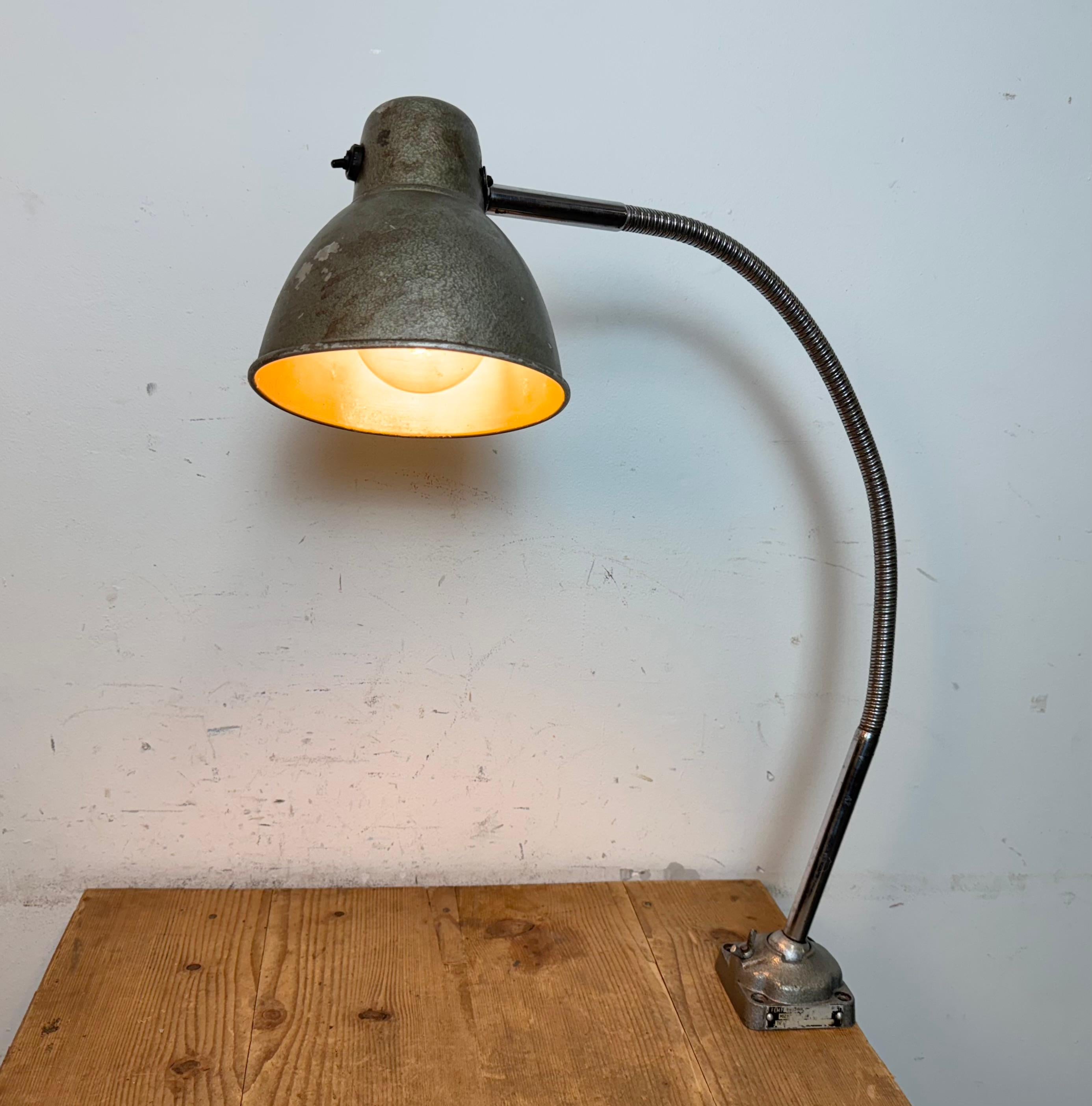 Grey Industrial Workshop Gooseneck Table Lamp, 1960s For Sale 14