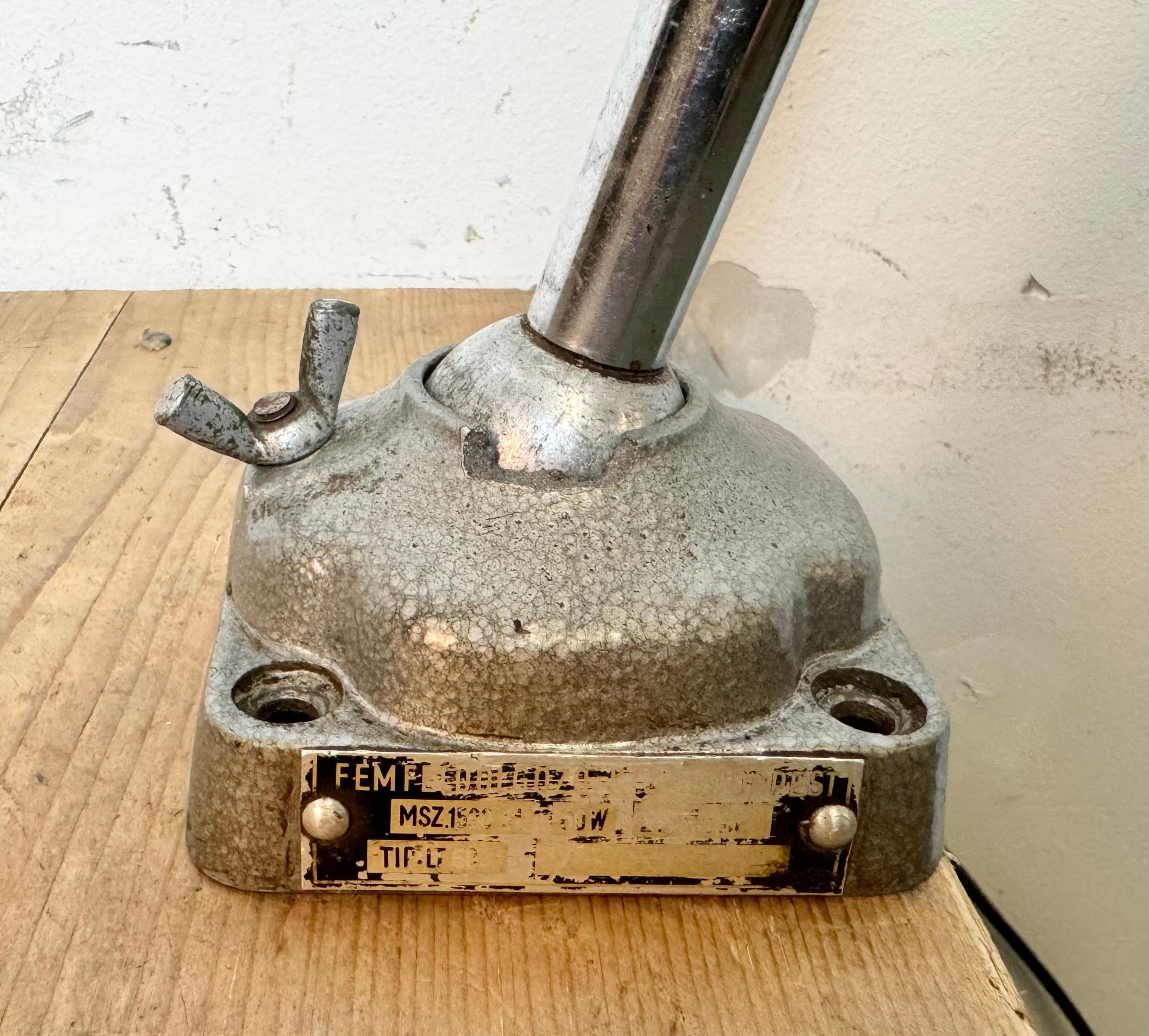 Hungarian Grey Industrial Workshop Gooseneck Table Lamp, 1960s For Sale