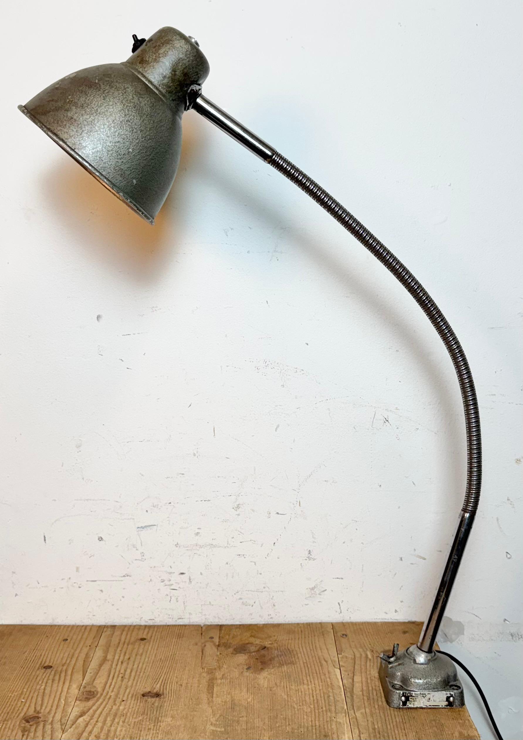 20th Century Grey Industrial Workshop Gooseneck Table Lamp, 1960s For Sale