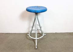 Tabouret d'atelier industriel gris, années 1960