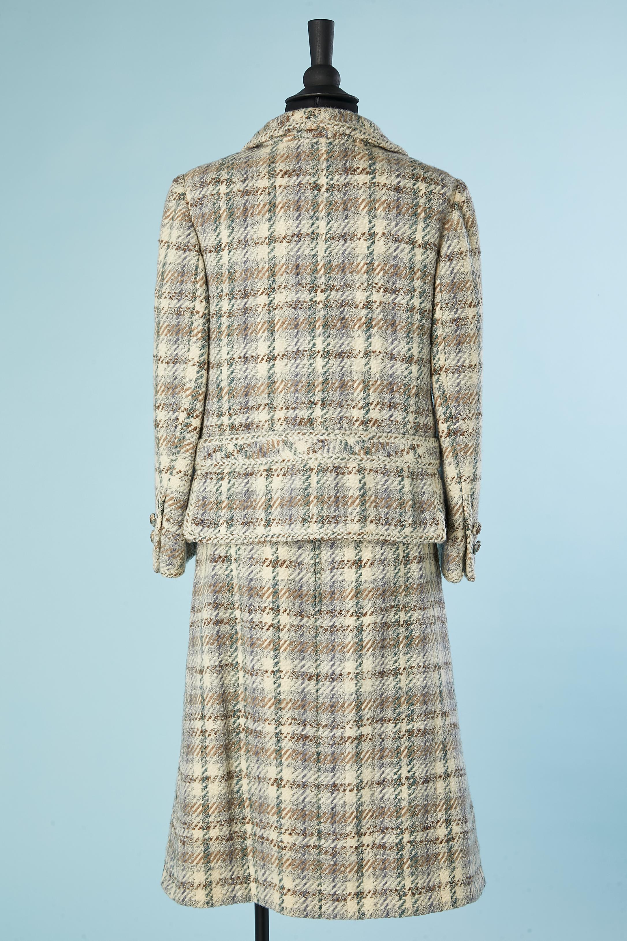 Grey, ivory and blue skirt-suit in tweed Chanel Haute-Couture Circa 1970's  For Sale 1