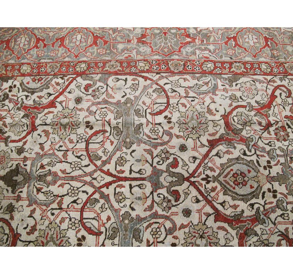 Grey, Ivory, & Red Early 20th Century Handmade Persian Tabriz Room Size Carpet For Sale 3