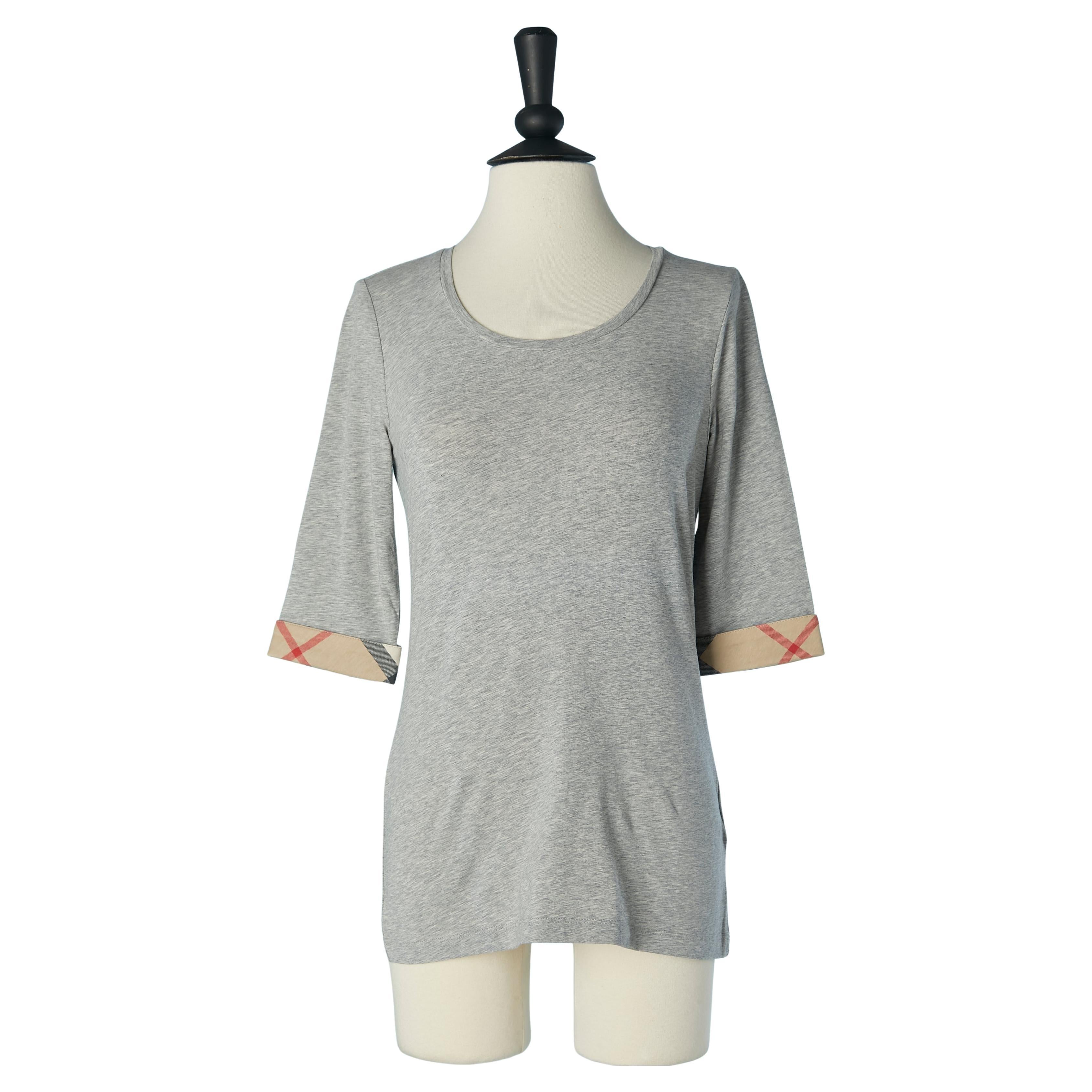 T-shirt in jersey grigio con motivo a quadri sul bordo delle maniche Burberry Britew