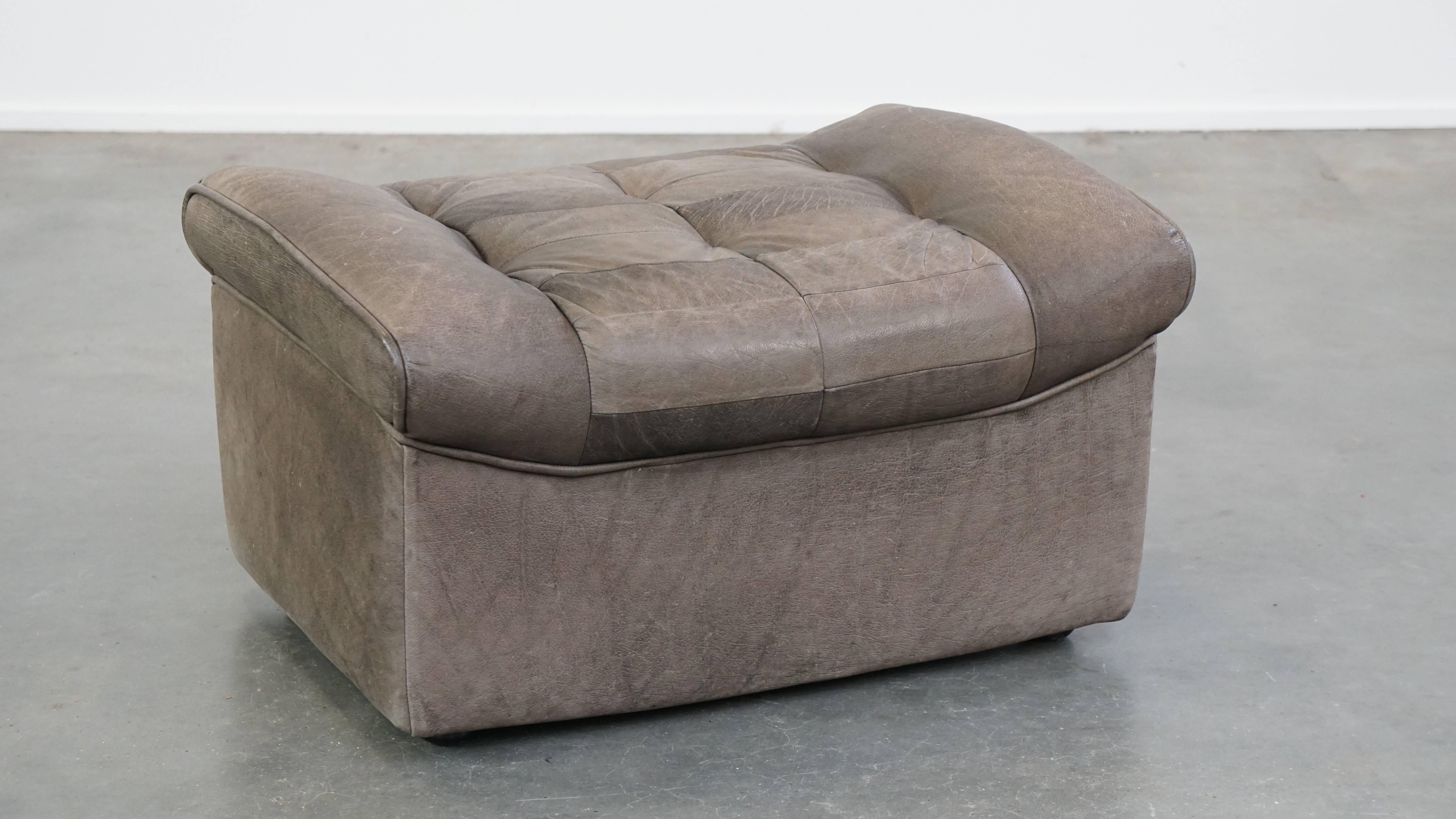 Grey leather elements design sofa 3 elements + footstool For Sale 12